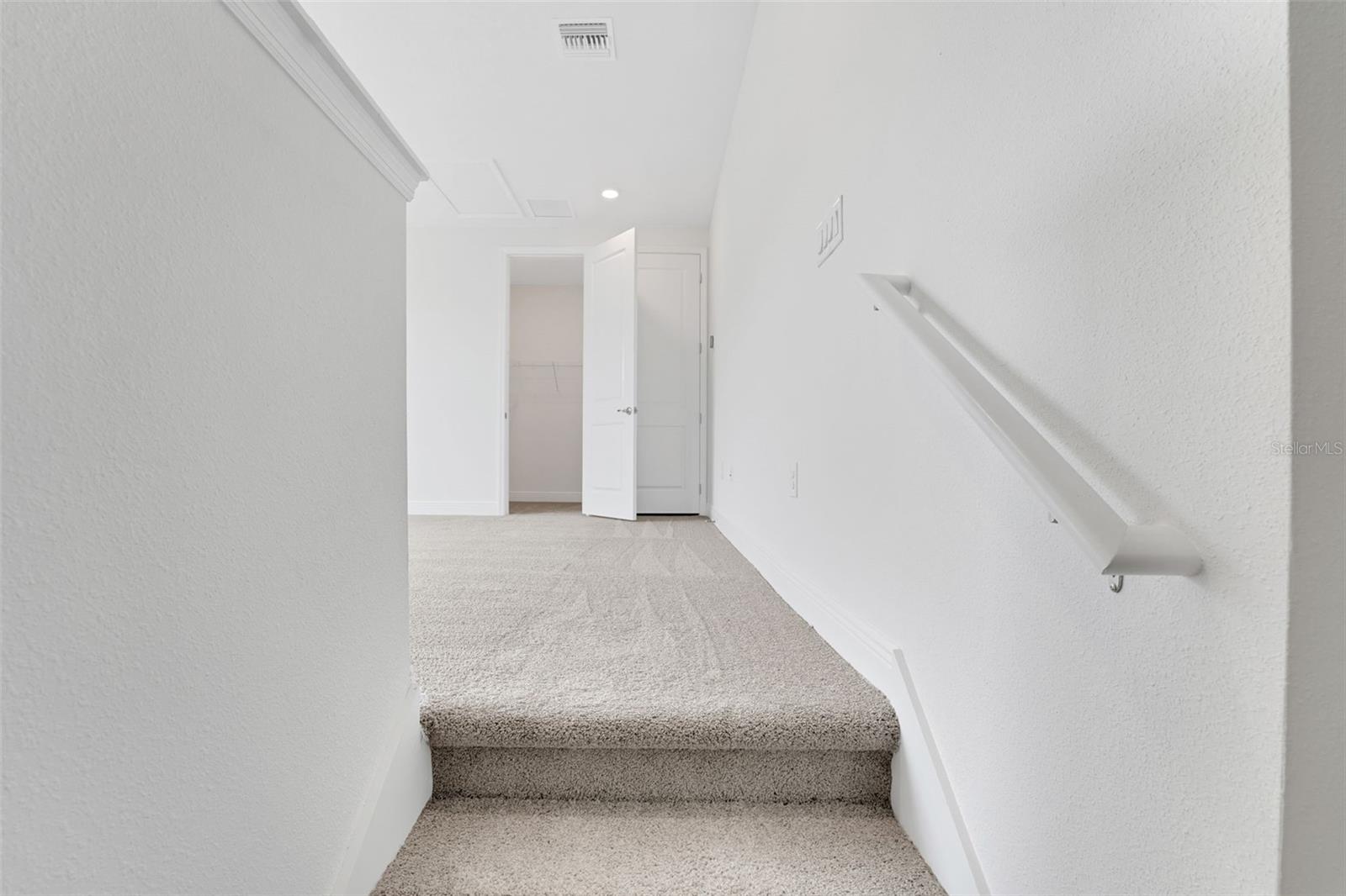 Image 36 of 49 For 7438 Sea Manatee Street