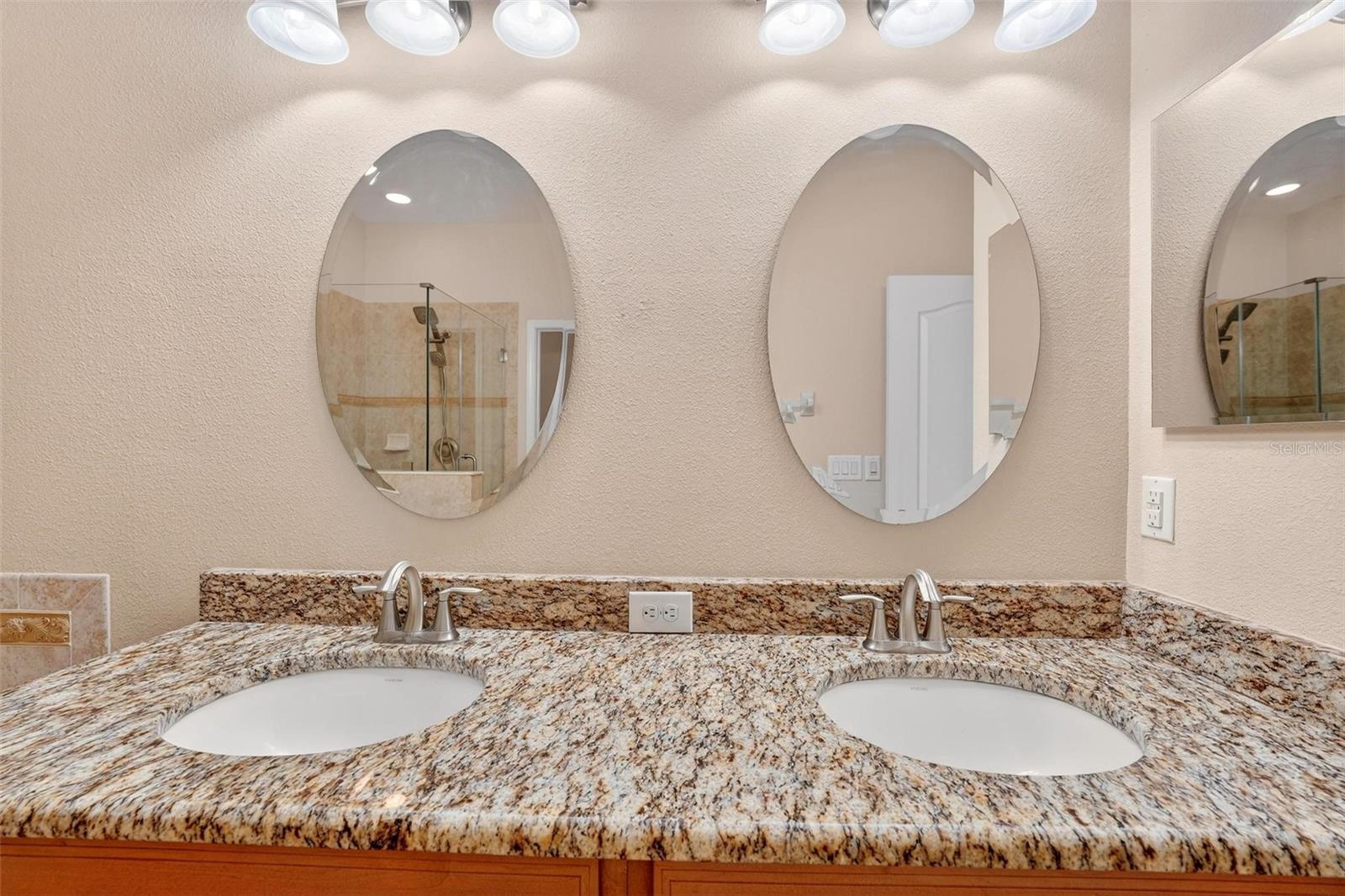 Image 42 of 78 For 3674 Caladesi Road