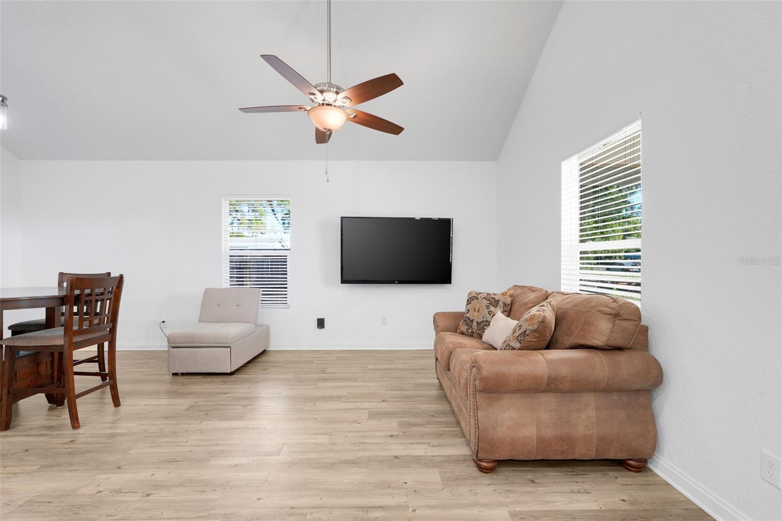 Image 11 of 29 For 342 9th Avenue