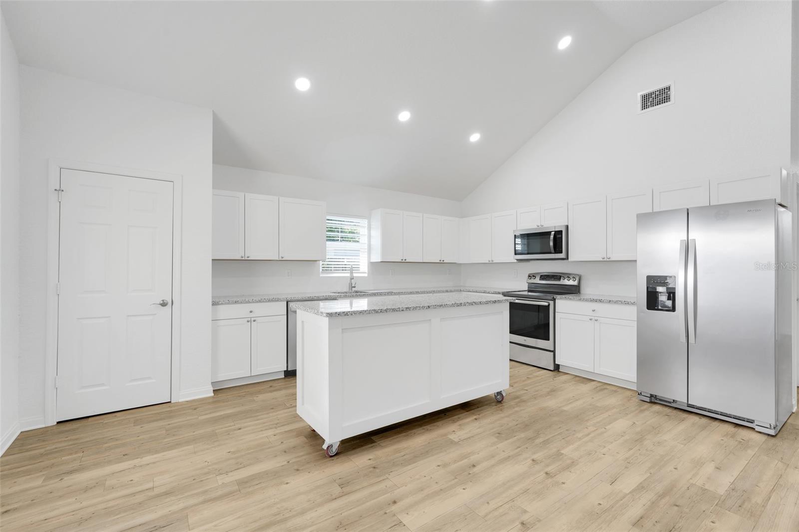 Image 16 of 29 For 342 9th Avenue