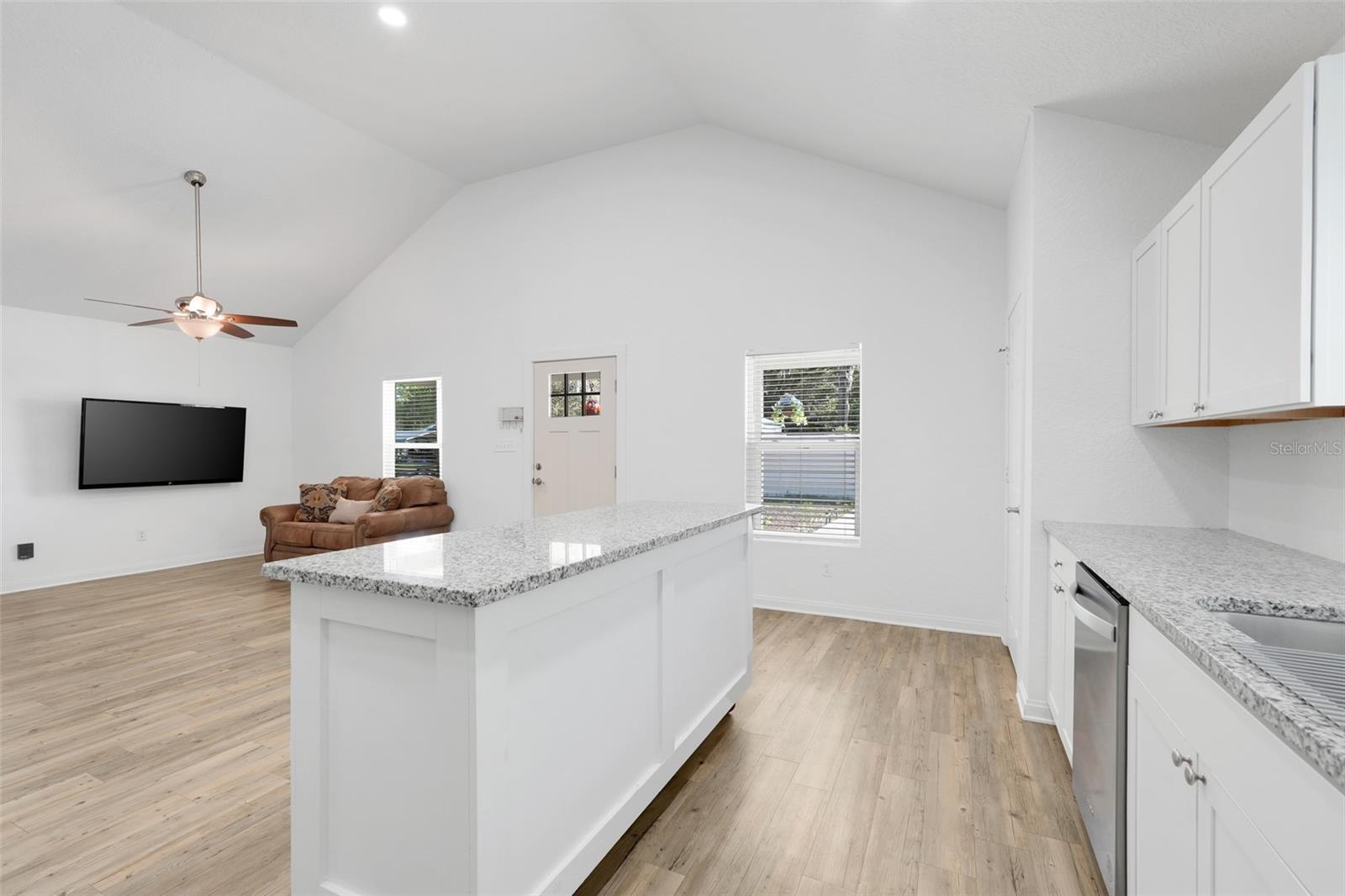 Image 17 of 29 For 342 9th Avenue