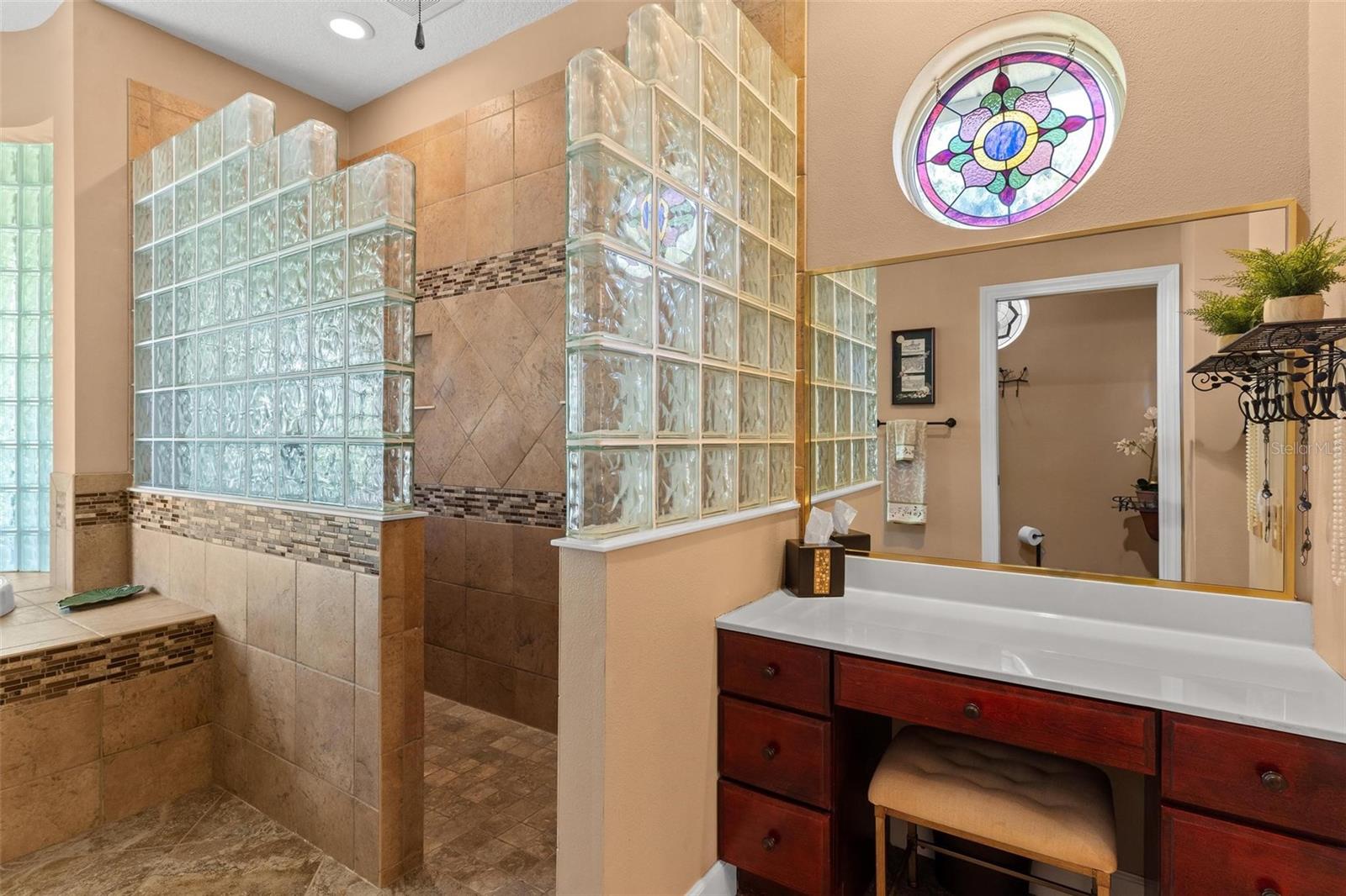 Image 38 of 68 For 926 Hawk Landing