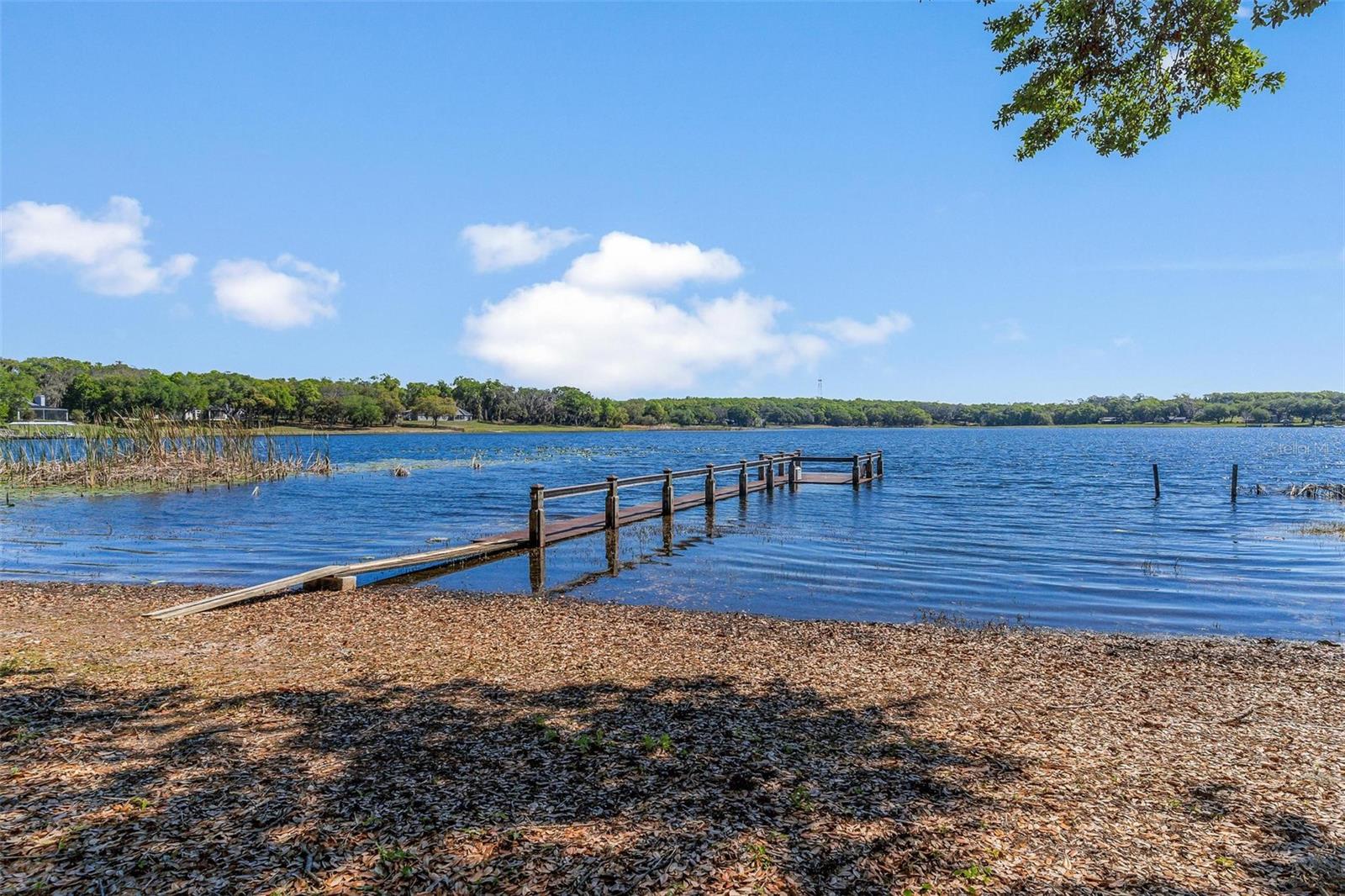 Image 4 of 68 For 926 Hawk Landing