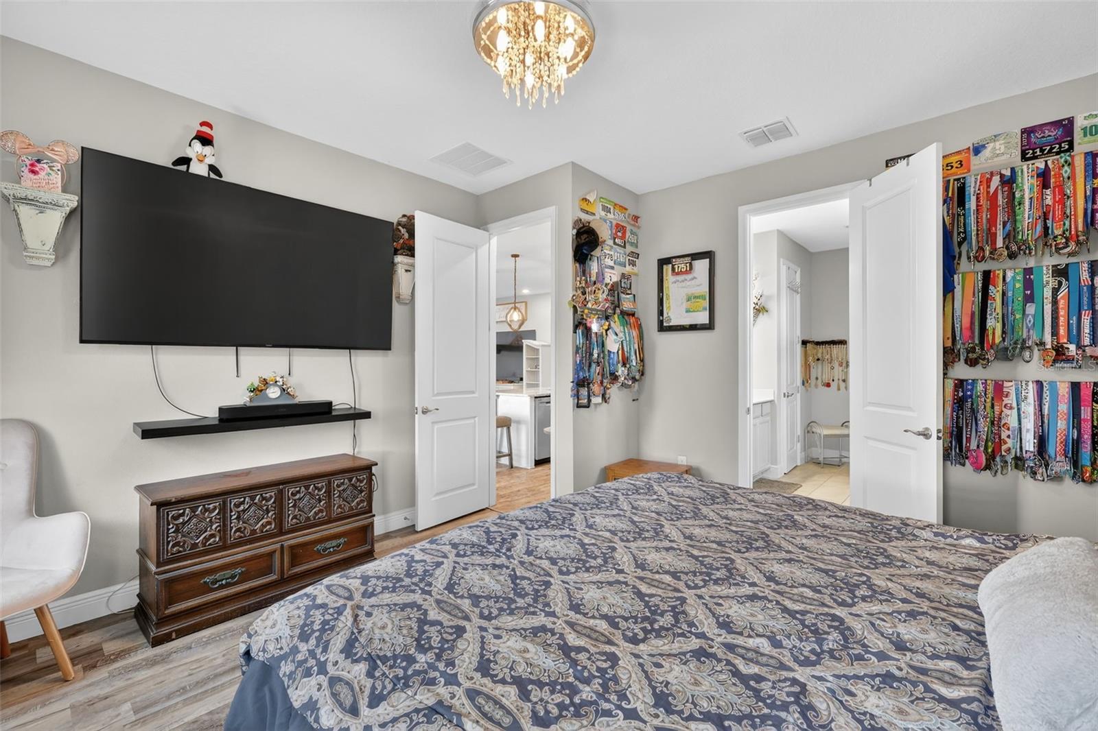 Image 14 of 22 For 231 Messina Place