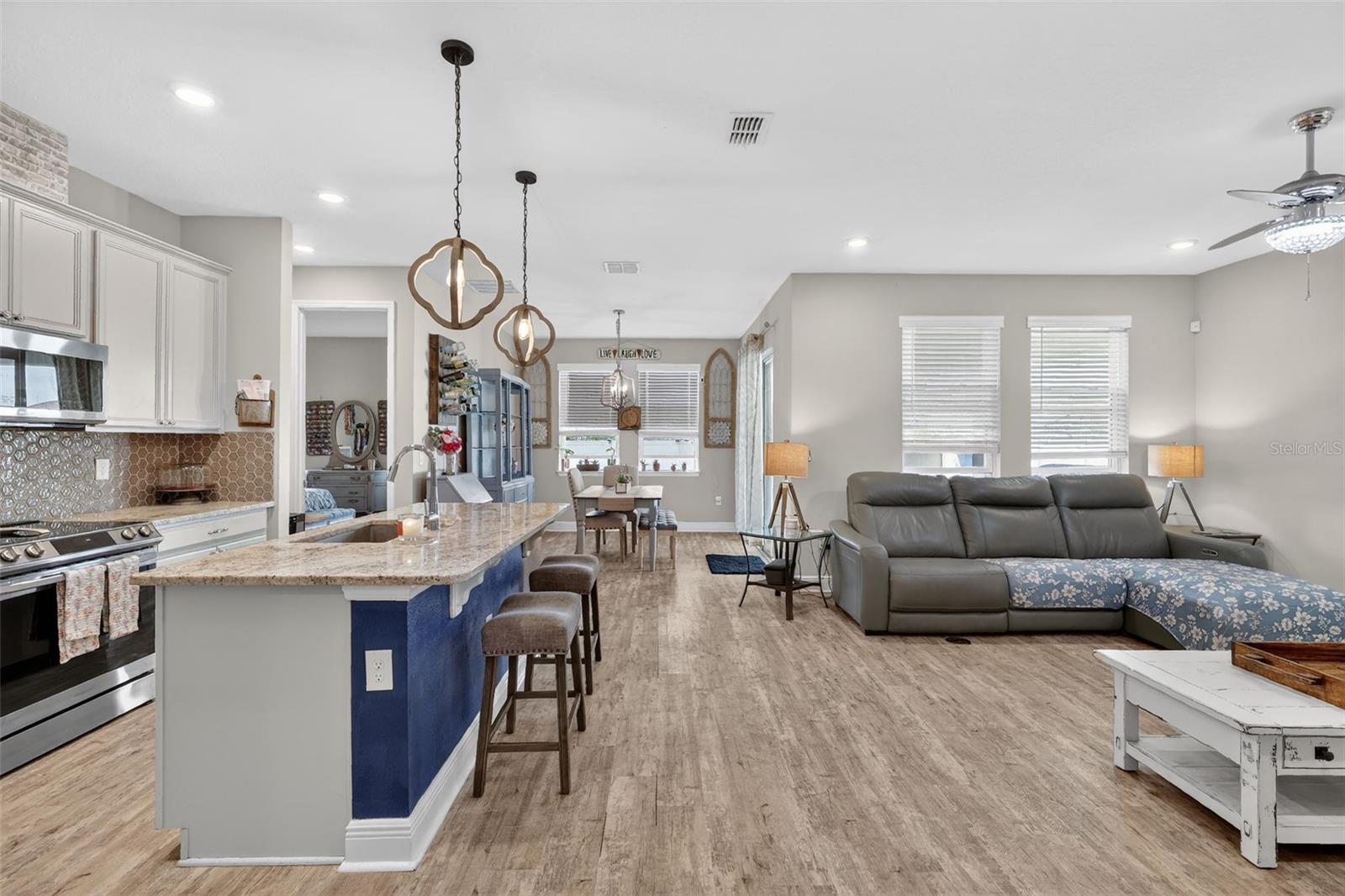 Image 3 of 22 For 231 Messina Place