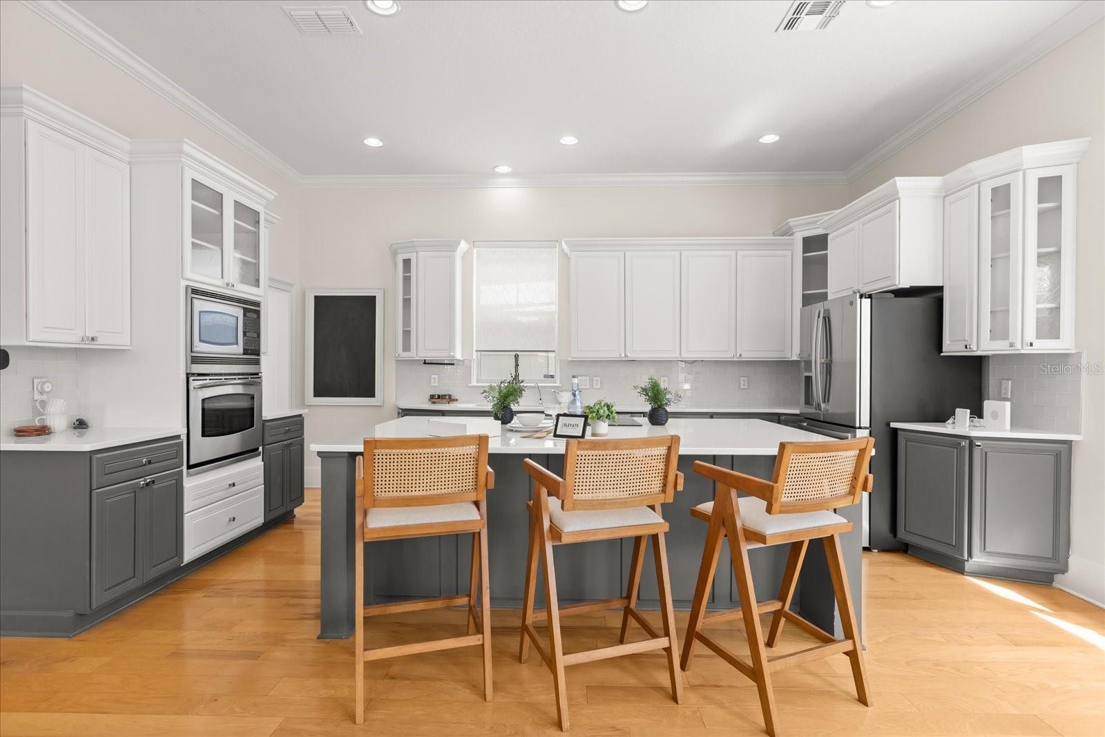 Image 12 of 36 For 1610 Lyndale Boulevard