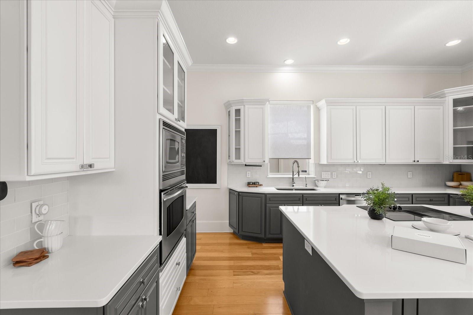 Image 13 of 36 For 1610 Lyndale Boulevard