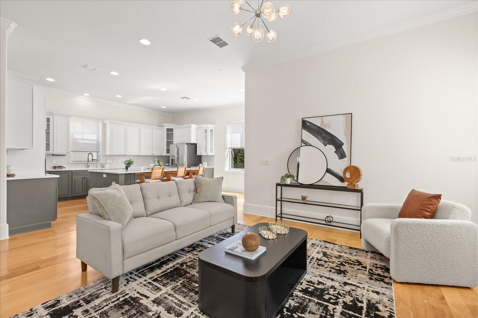 Image 4 of 36 For 1610 Lyndale Boulevard