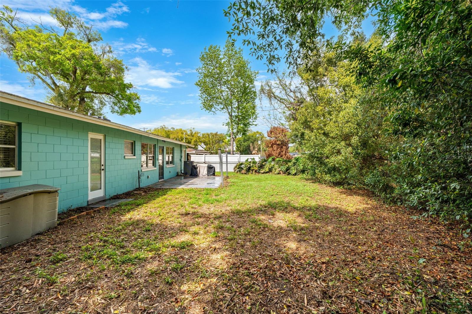 Image 27 of 28 For 2923 Conway Gardens Road