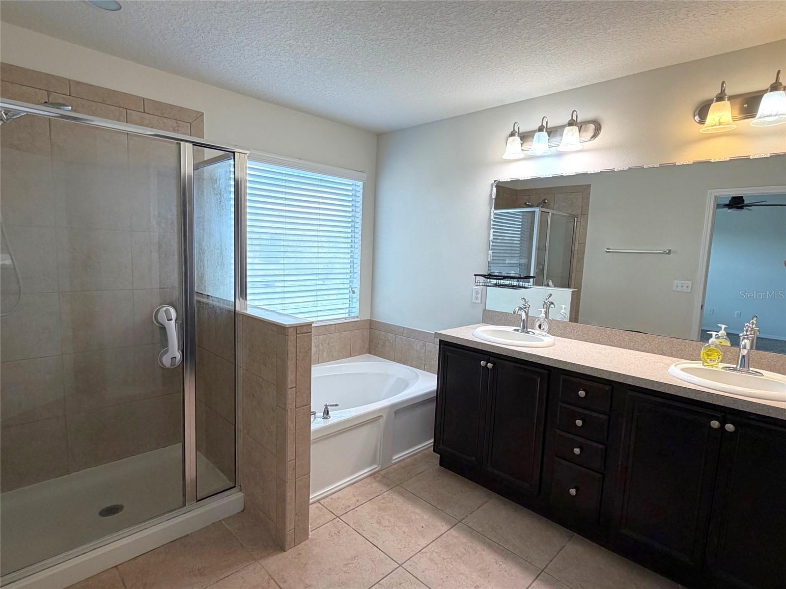 Image 18 of 32 For 1376 Seburn Road