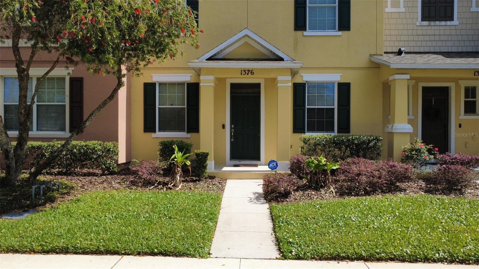 Image 4 of 32 For 1376 Seburn Road