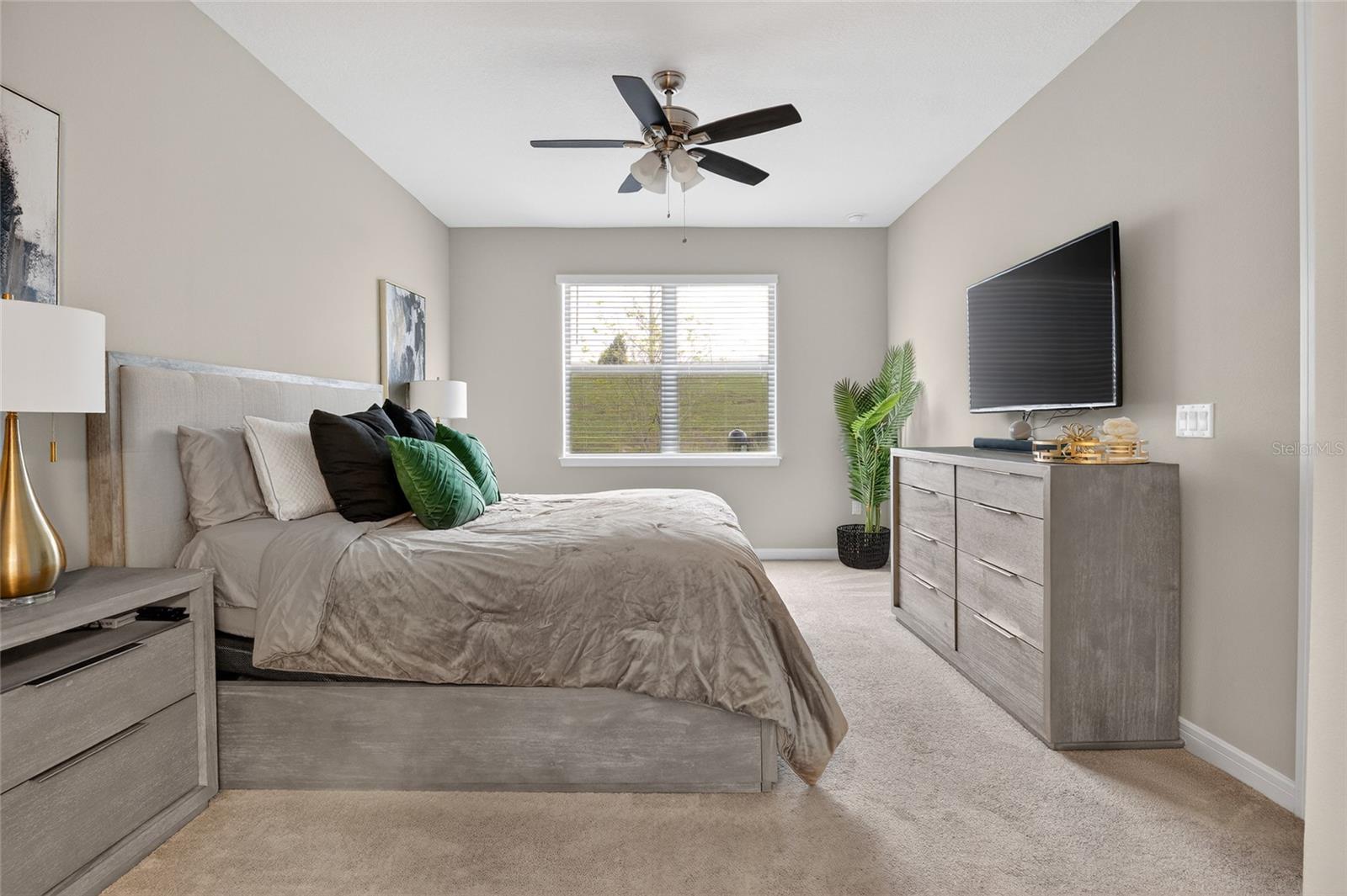 Image 16 of 53 For 15954 Winding Bluff Drive