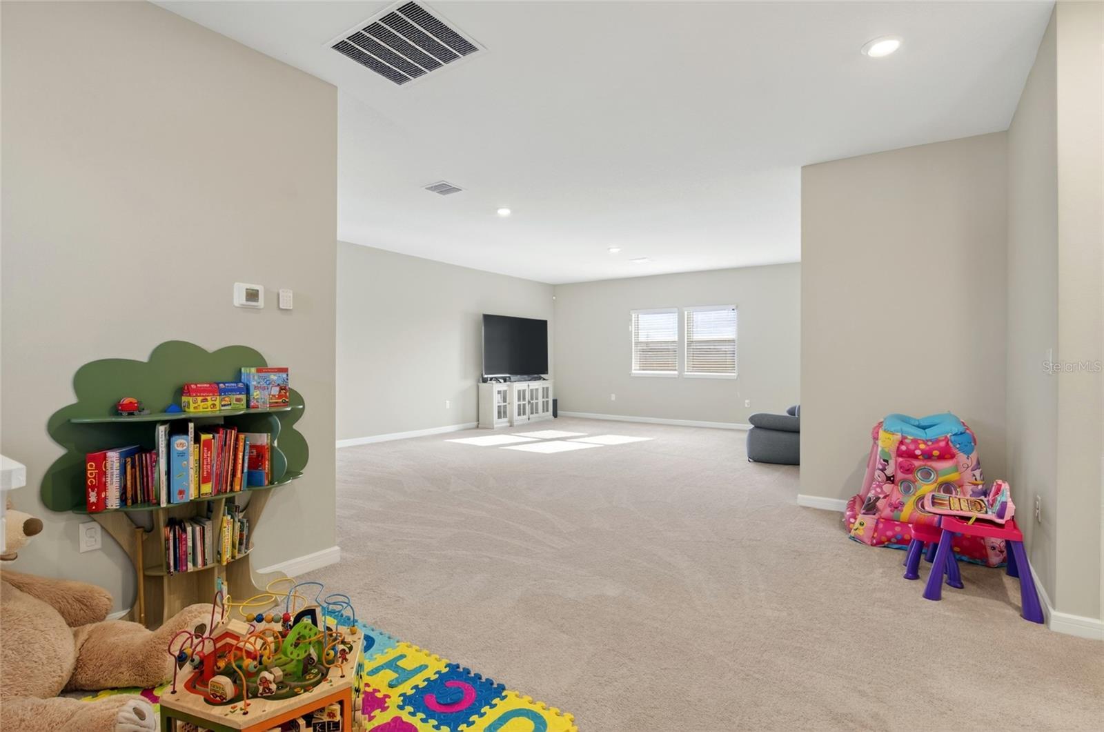 Image 31 of 53 For 15954 Winding Bluff Drive