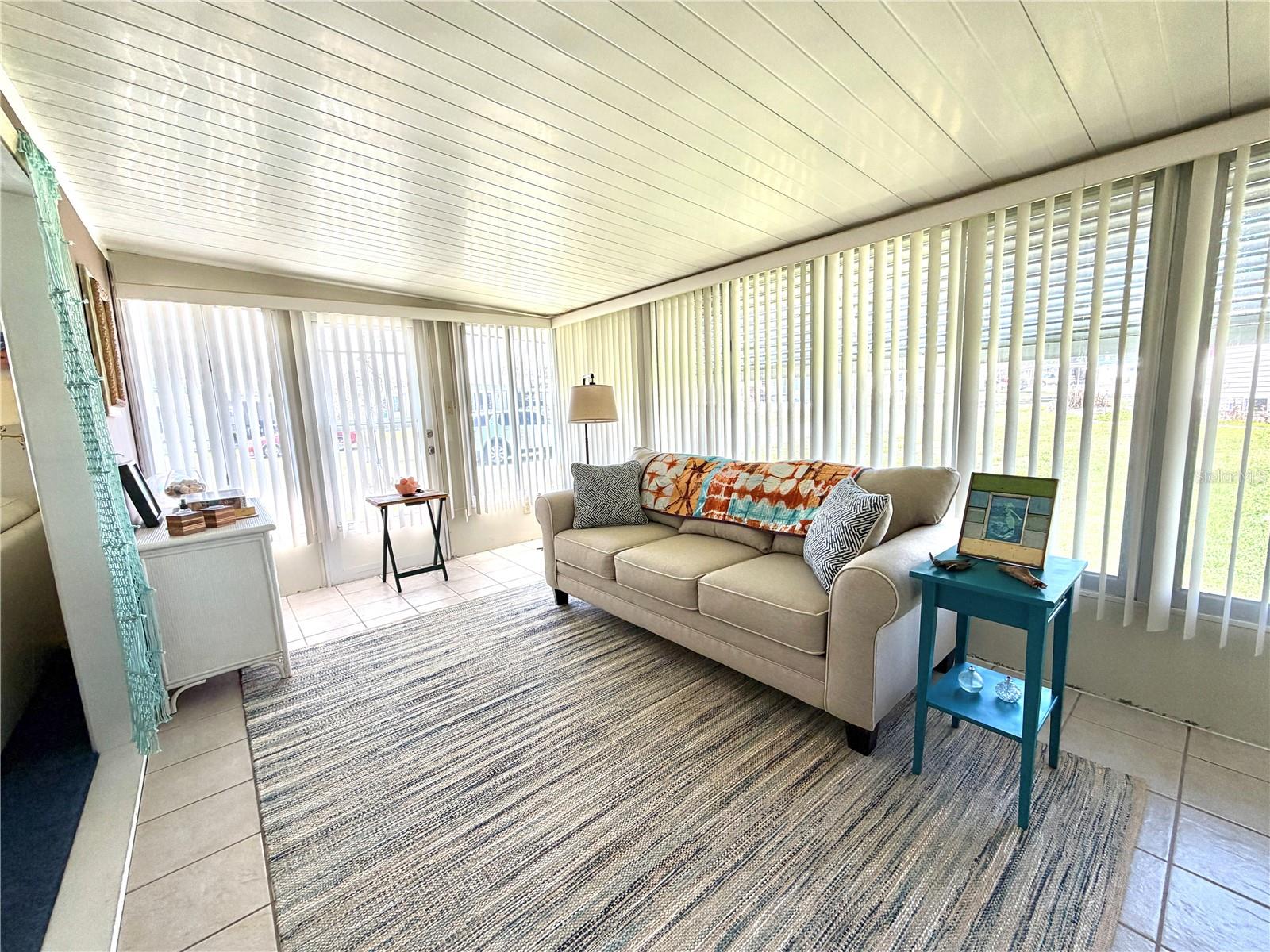 Image 14 of 63 For 408 Palo Verde Drive