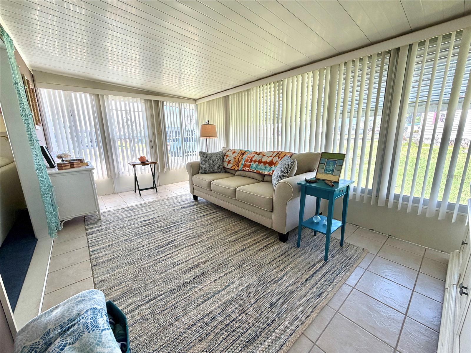 Image 16 of 63 For 408 Palo Verde Drive