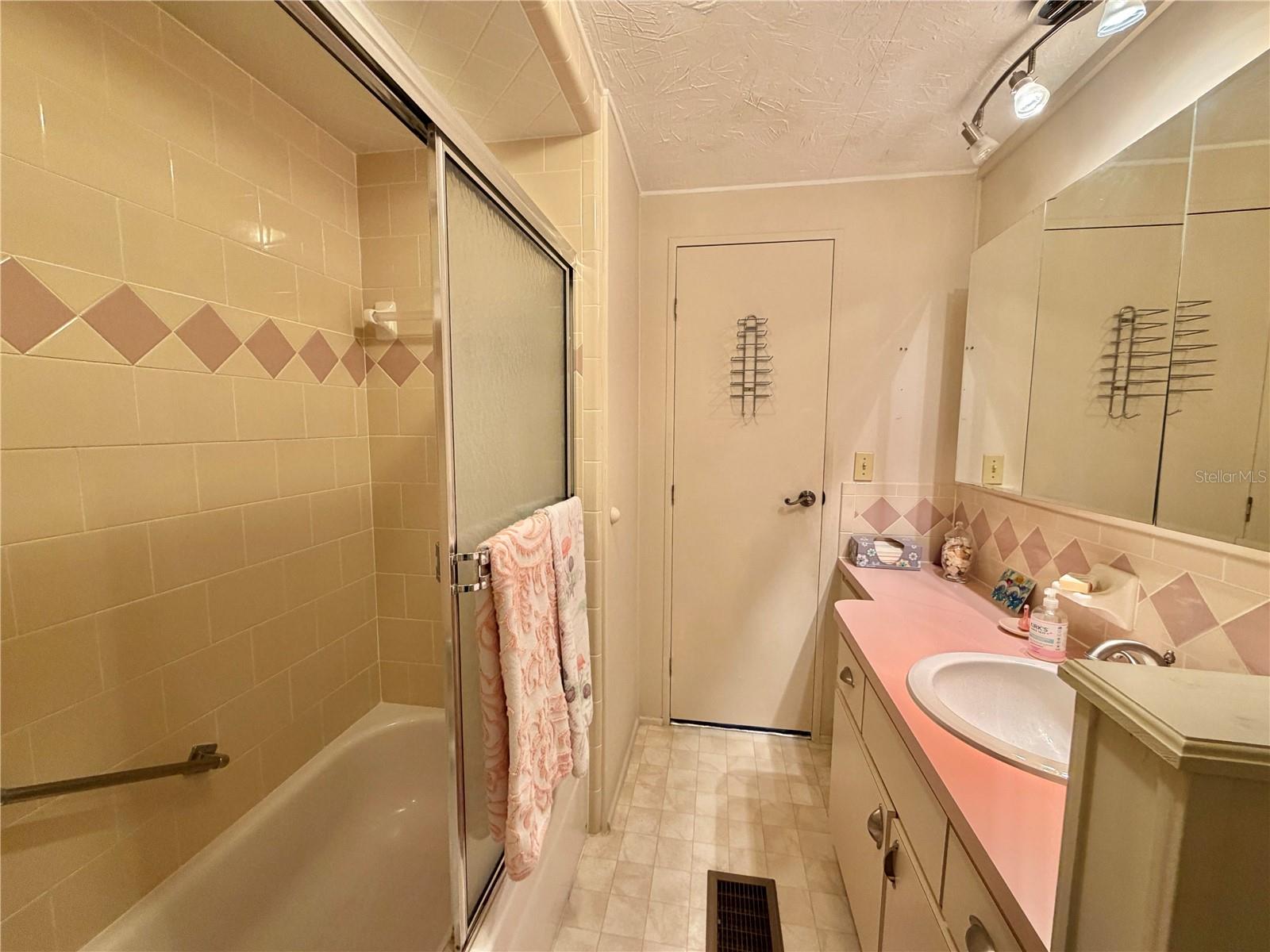 Image 47 of 63 For 408 Palo Verde Drive