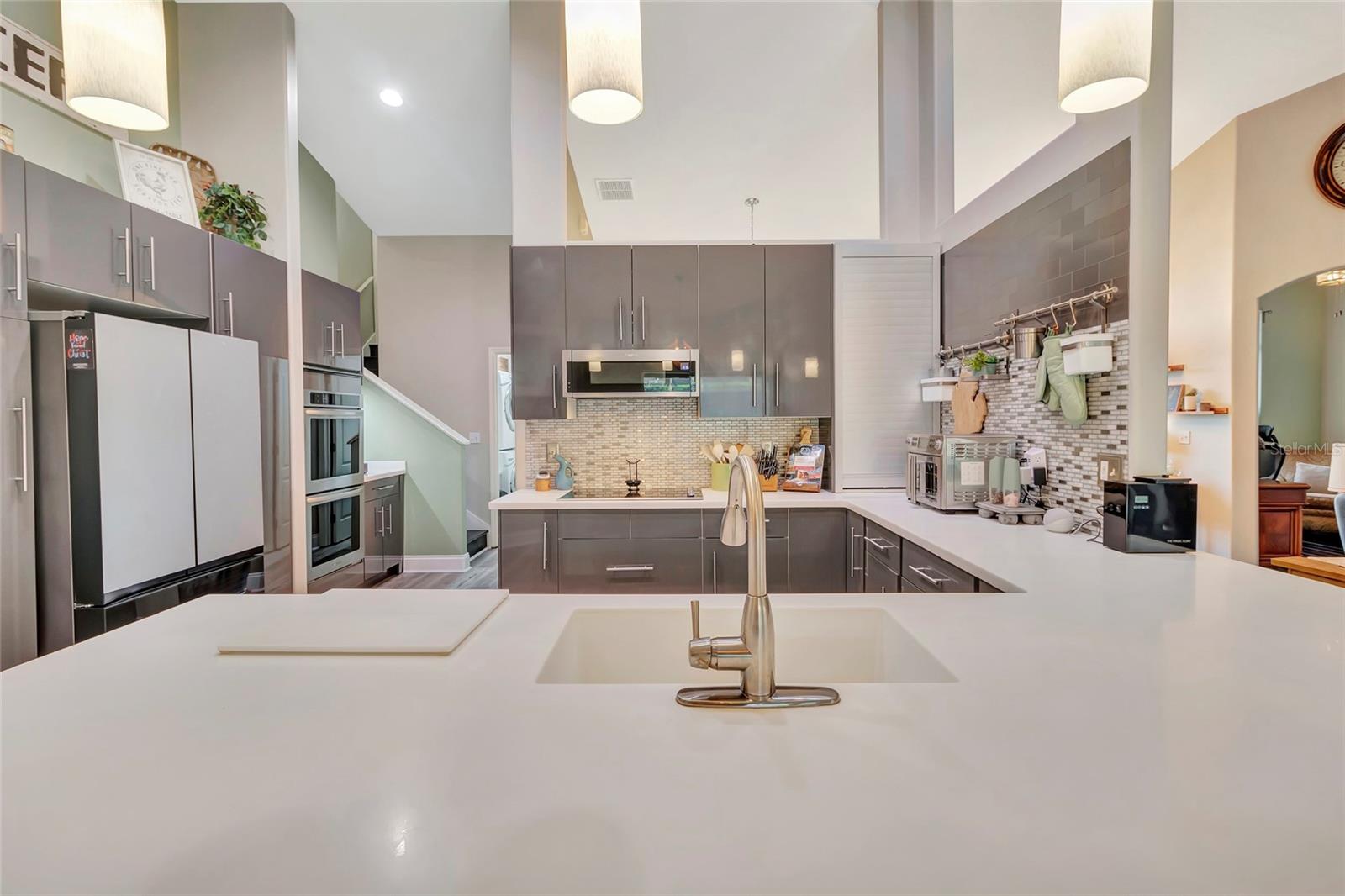 Image 11 of 55 For 10446 Jardim De Largo Street