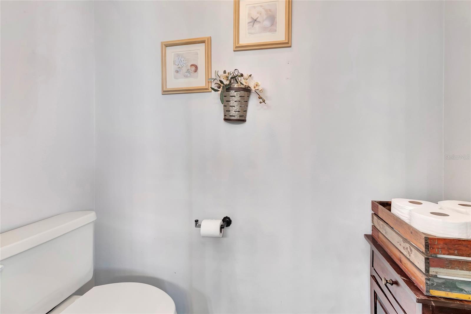 Image 27 of 55 For 10446 Jardim De Largo Street