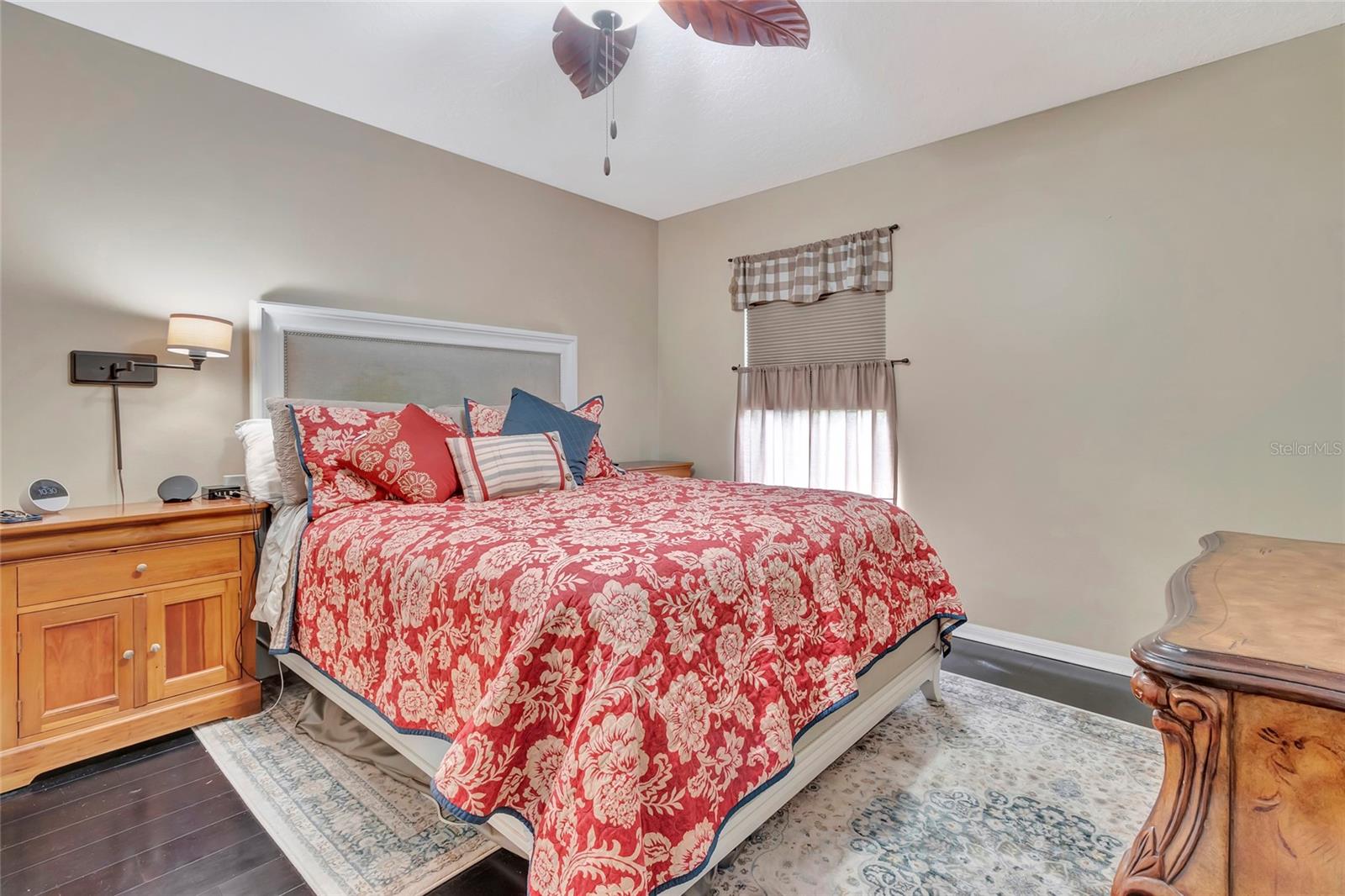 Image 32 of 55 For 10446 Jardim De Largo Street