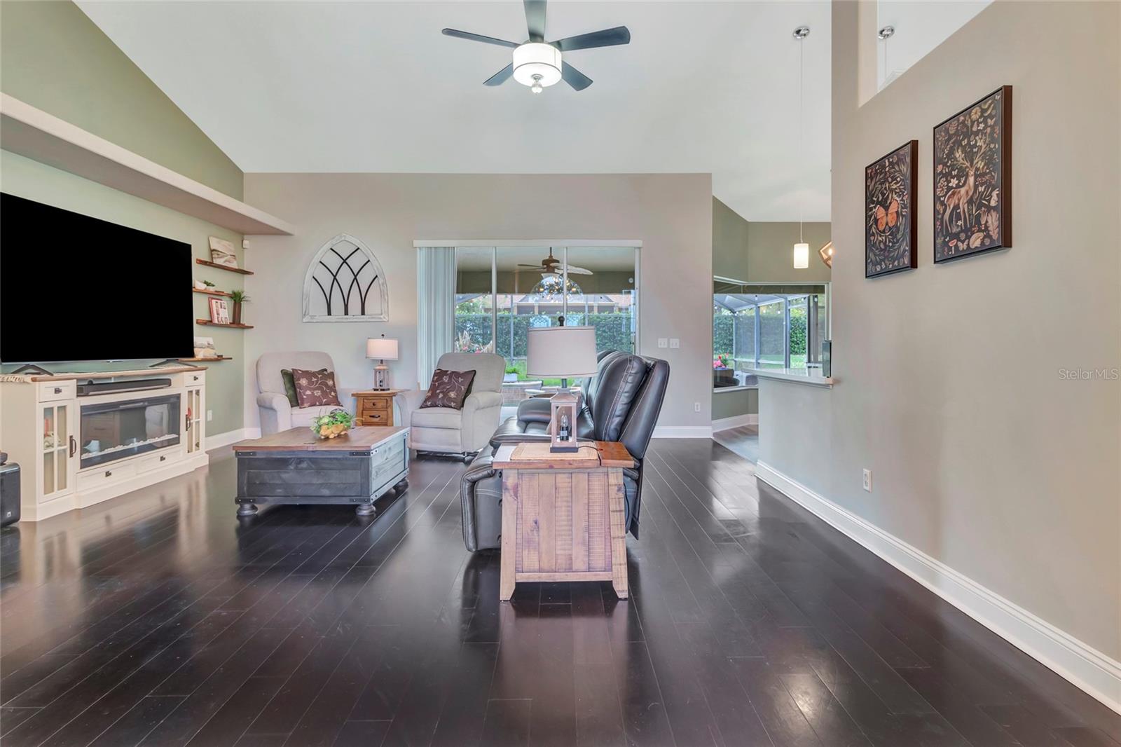 Image 6 of 55 For 10446 Jardim De Largo Street