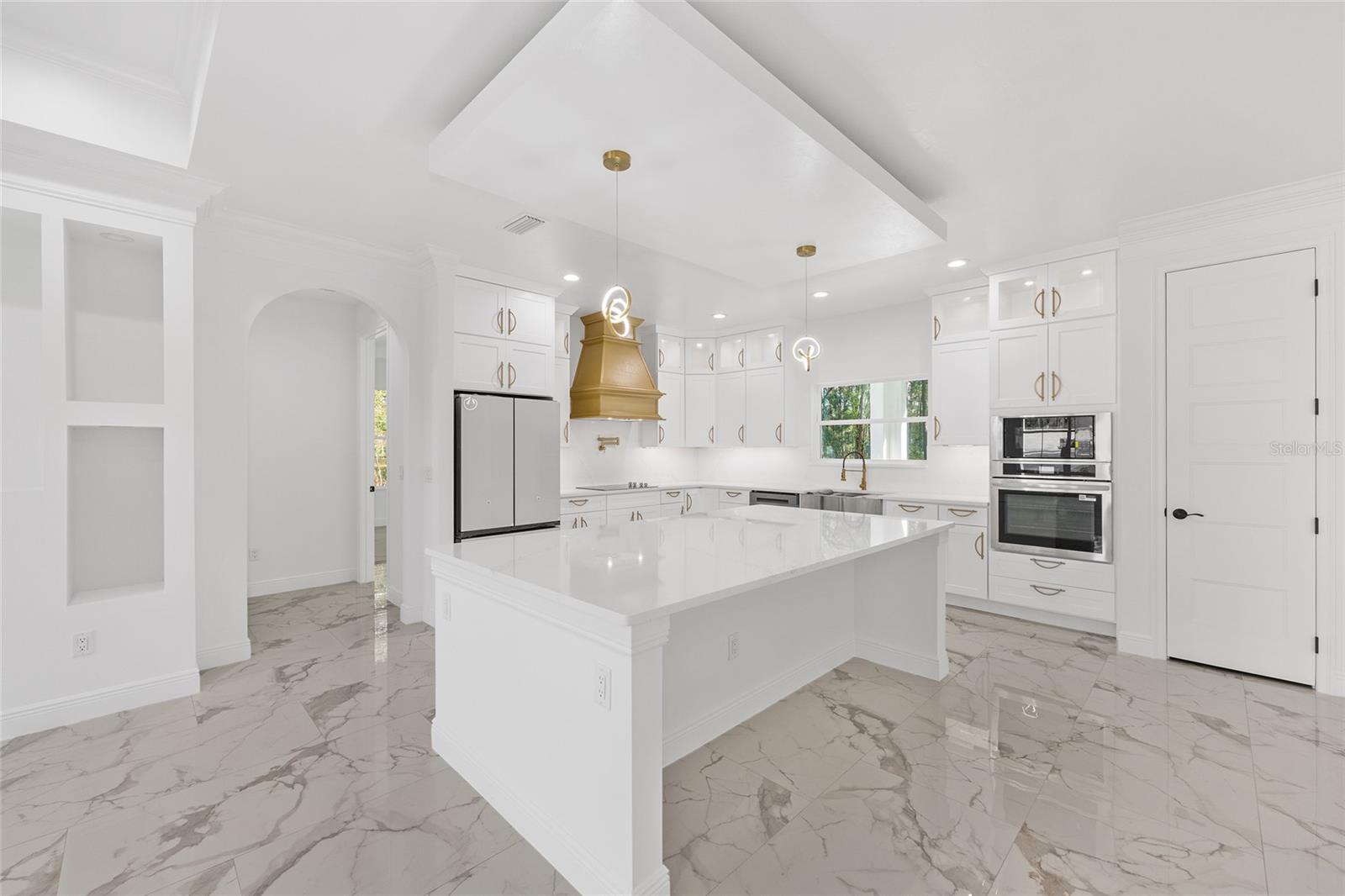 Image 11 of 42 For 12992 64th Lane