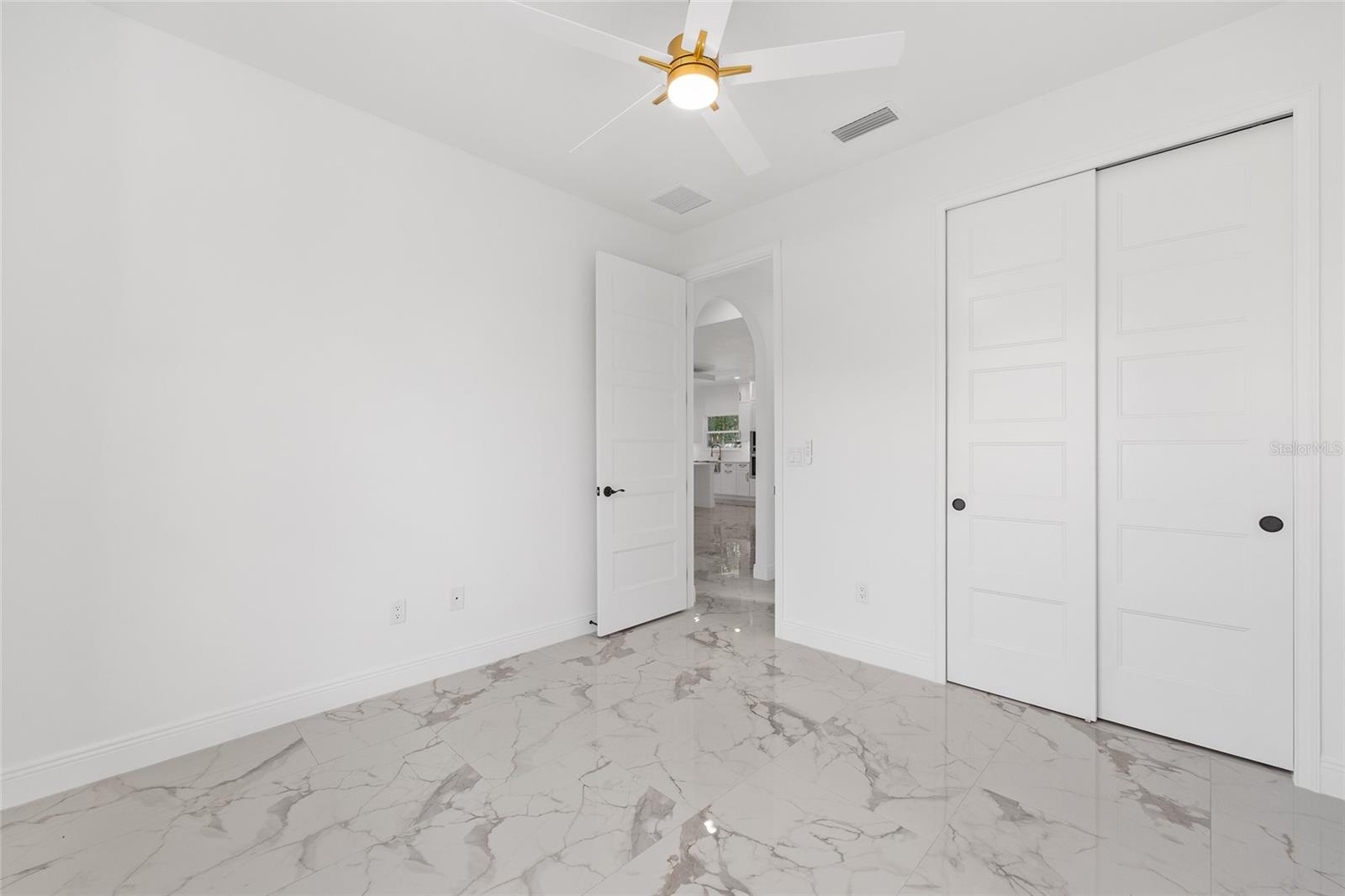 Image 28 of 42 For 12992 64th Lane