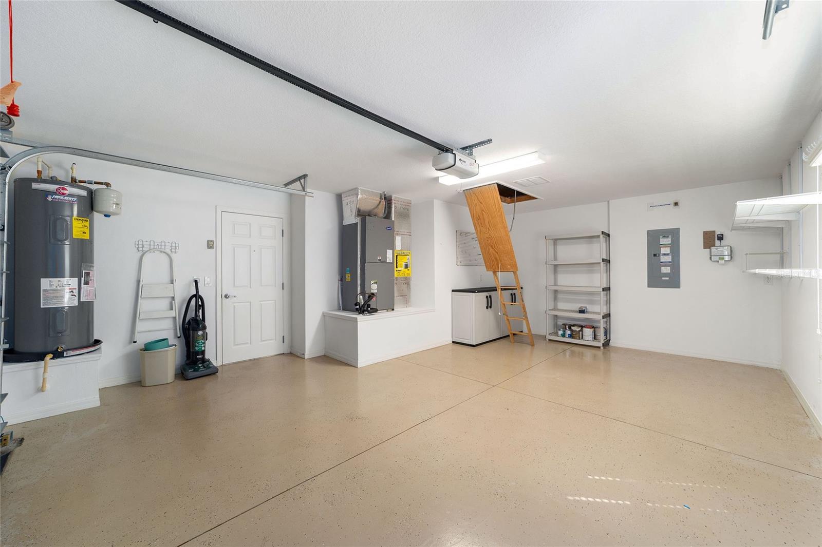 Image 22 of 30 For 2055 Hydrangea Avenue