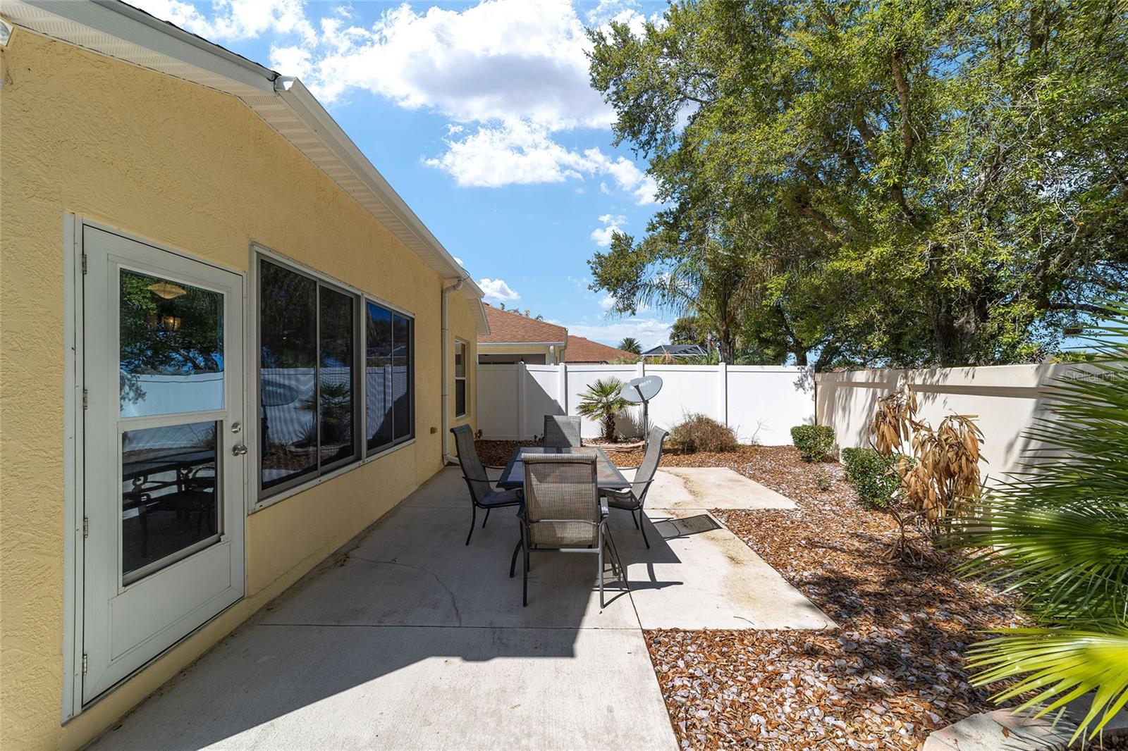 Image 28 of 30 For 2055 Hydrangea Avenue