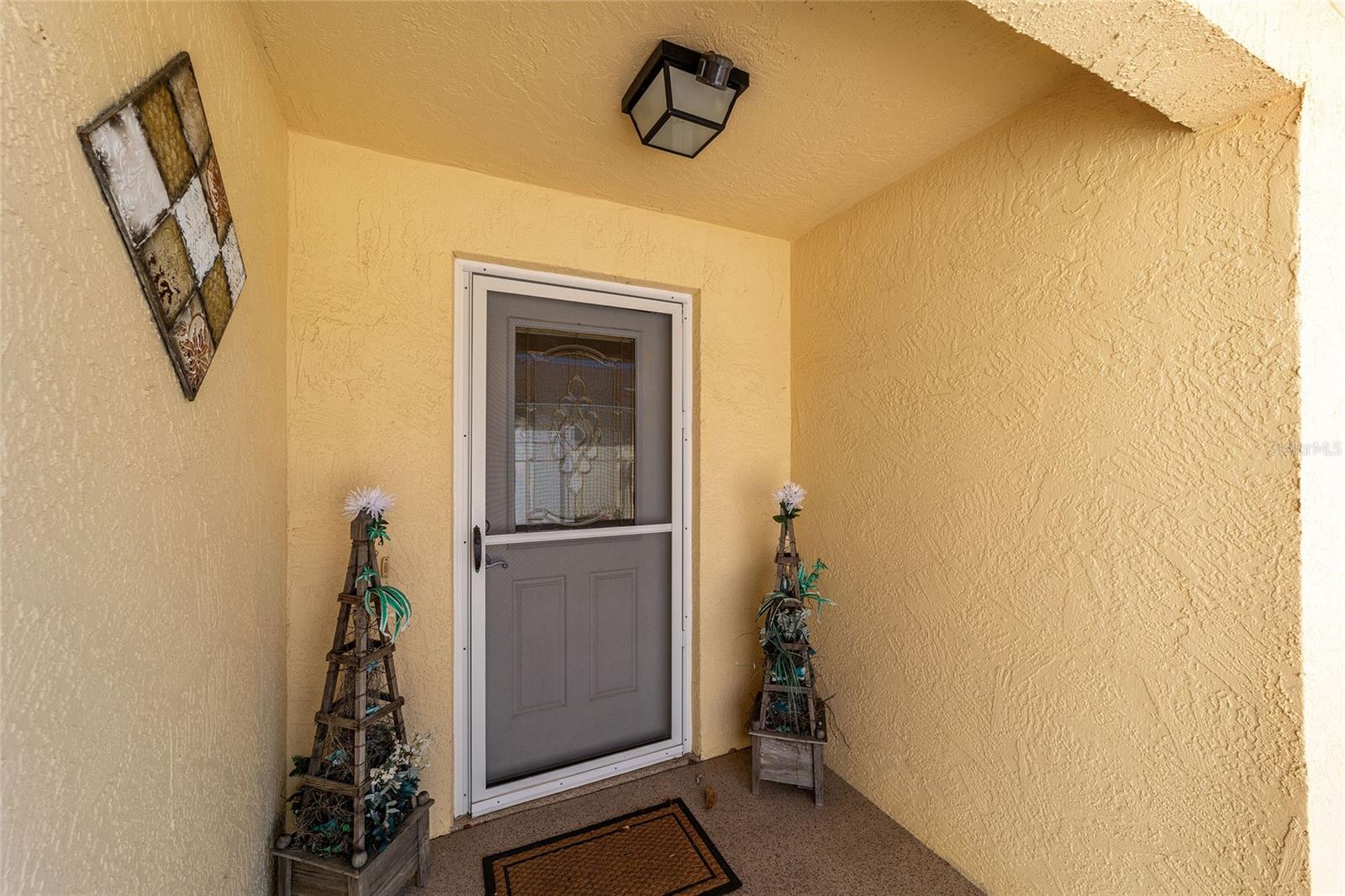 Image 6 of 30 For 2055 Hydrangea Avenue