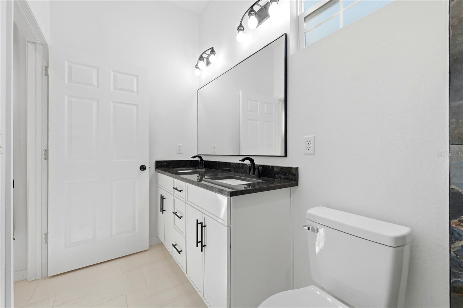 Image 24 of 30 For 620 Titcomb Street