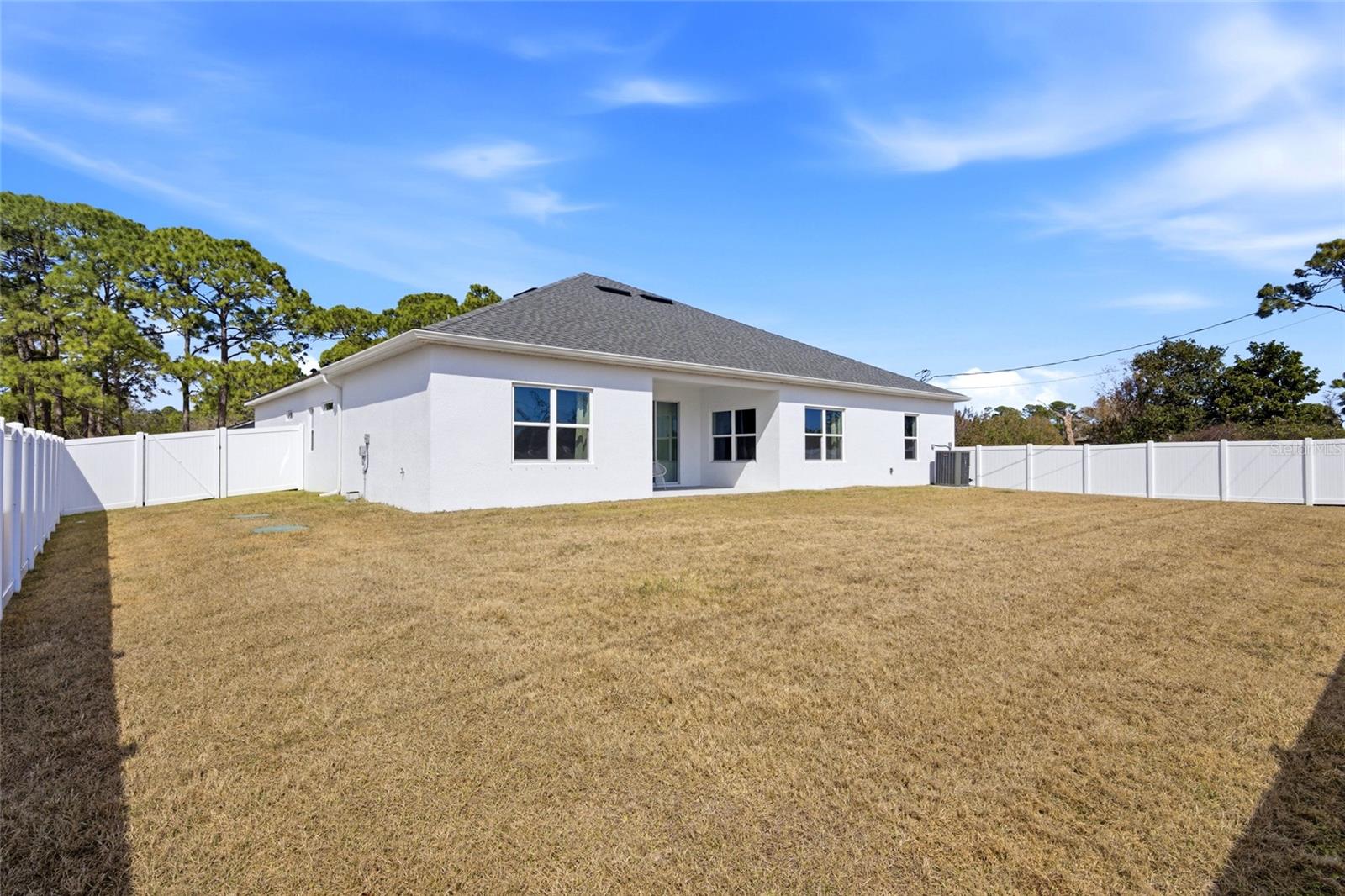 Image 44 of 58 For 1406 Valerius Street Se