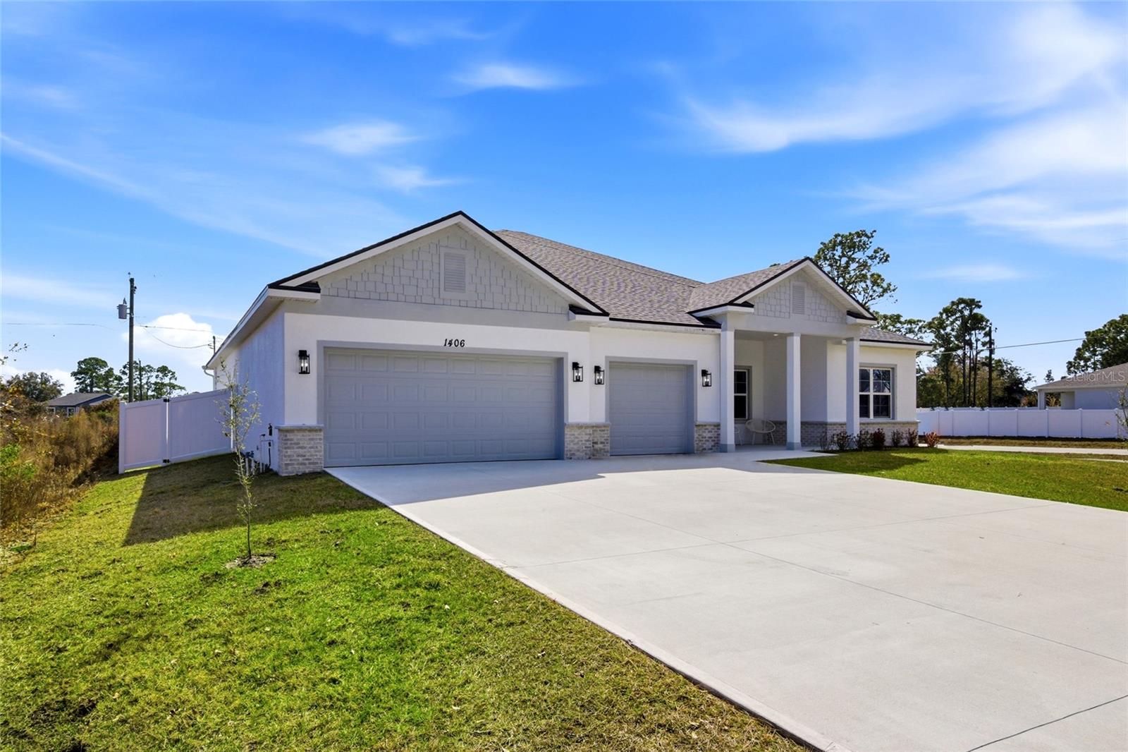 Image 50 of 58 For 1406 Valerius Street Se