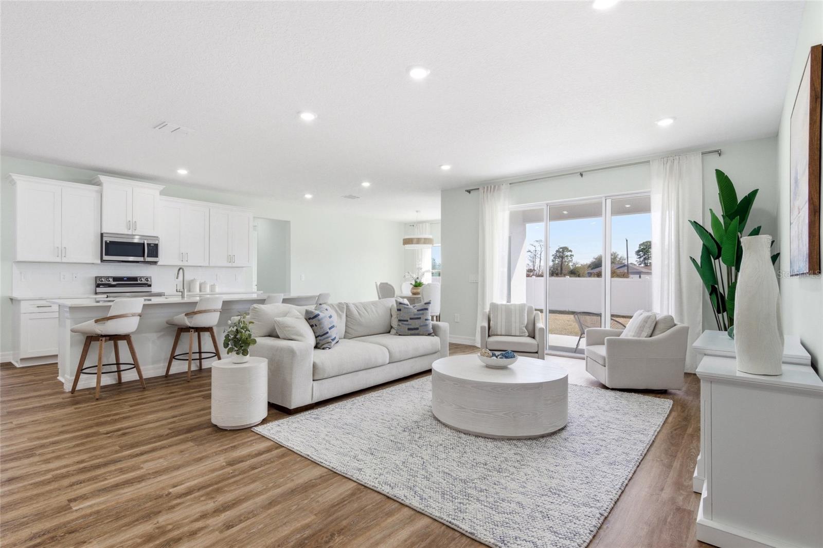 Image 7 of 58 For 1406 Valerius Street Se