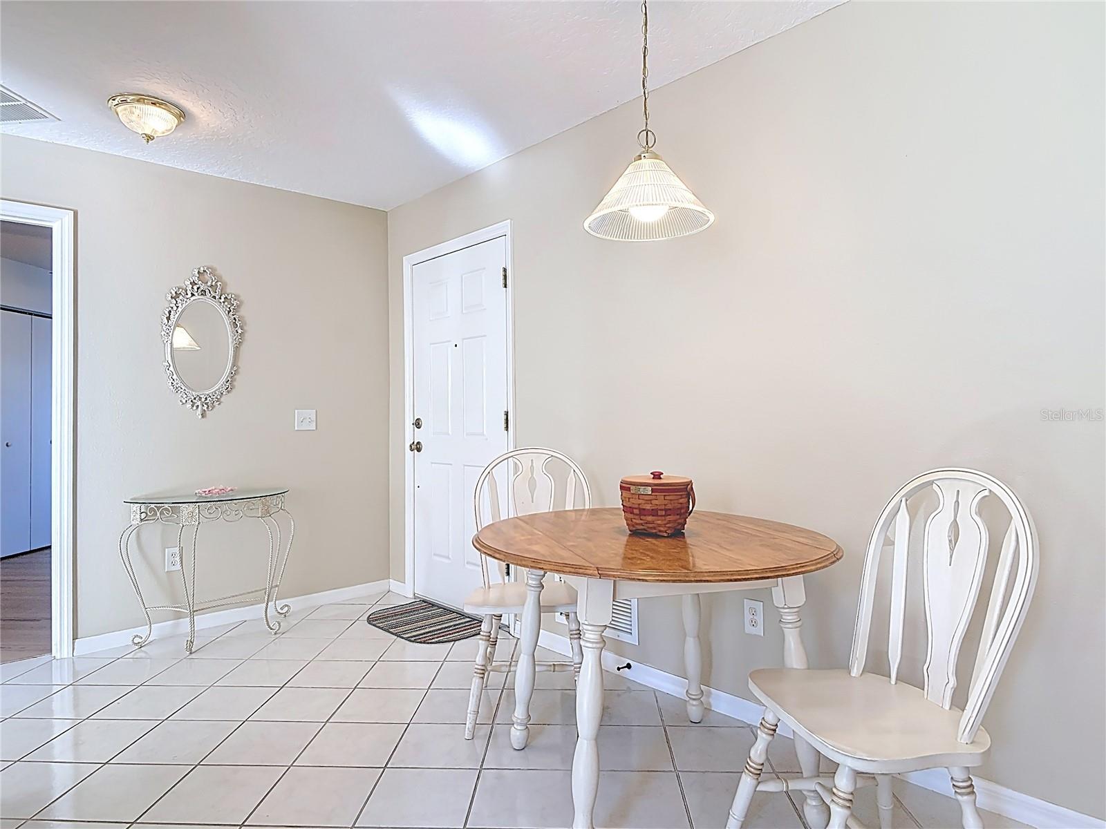 Image 5 of 26 For 7574 171st Sun Valley Place