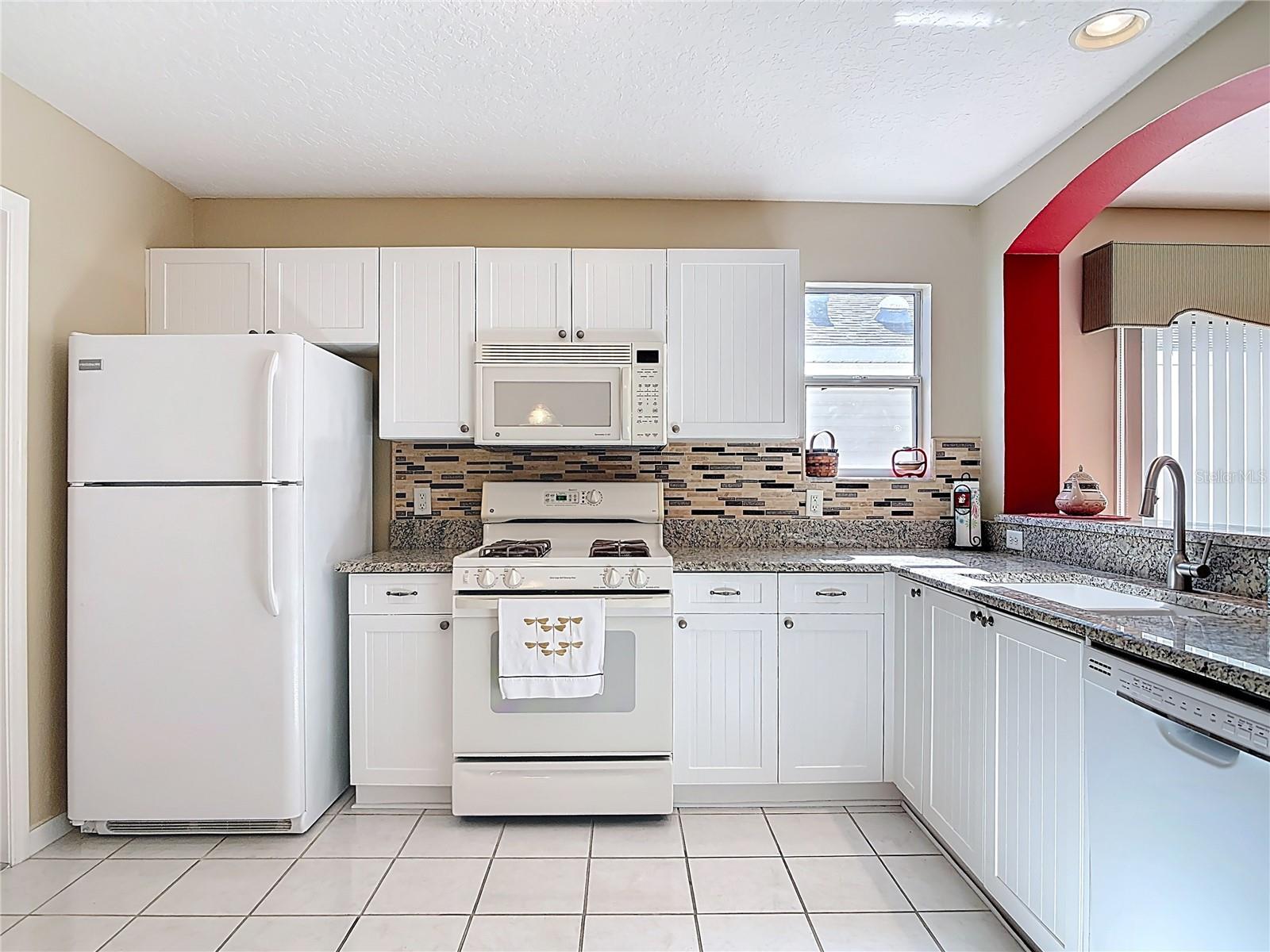 Image 8 of 26 For 7574 171st Sun Valley Place