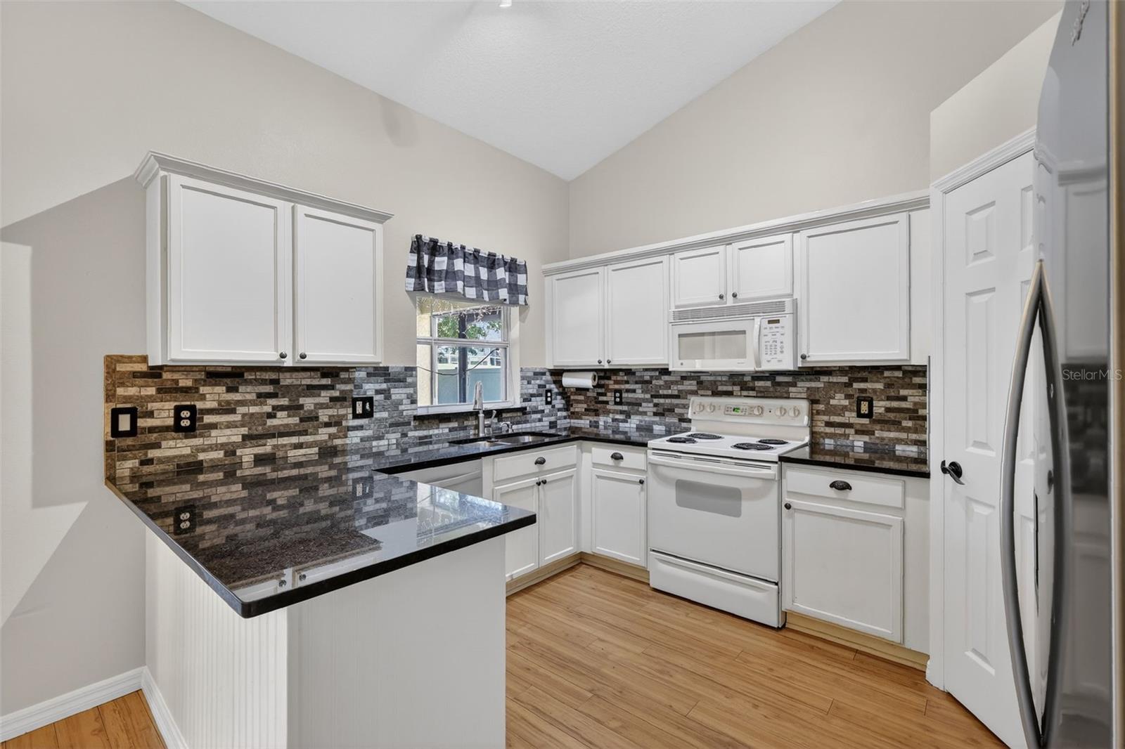 Image 10 of 25 For 11748 Ocklawaha Drive