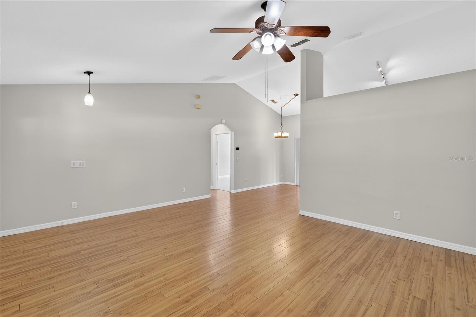 Image 8 of 25 For 11748 Ocklawaha Drive