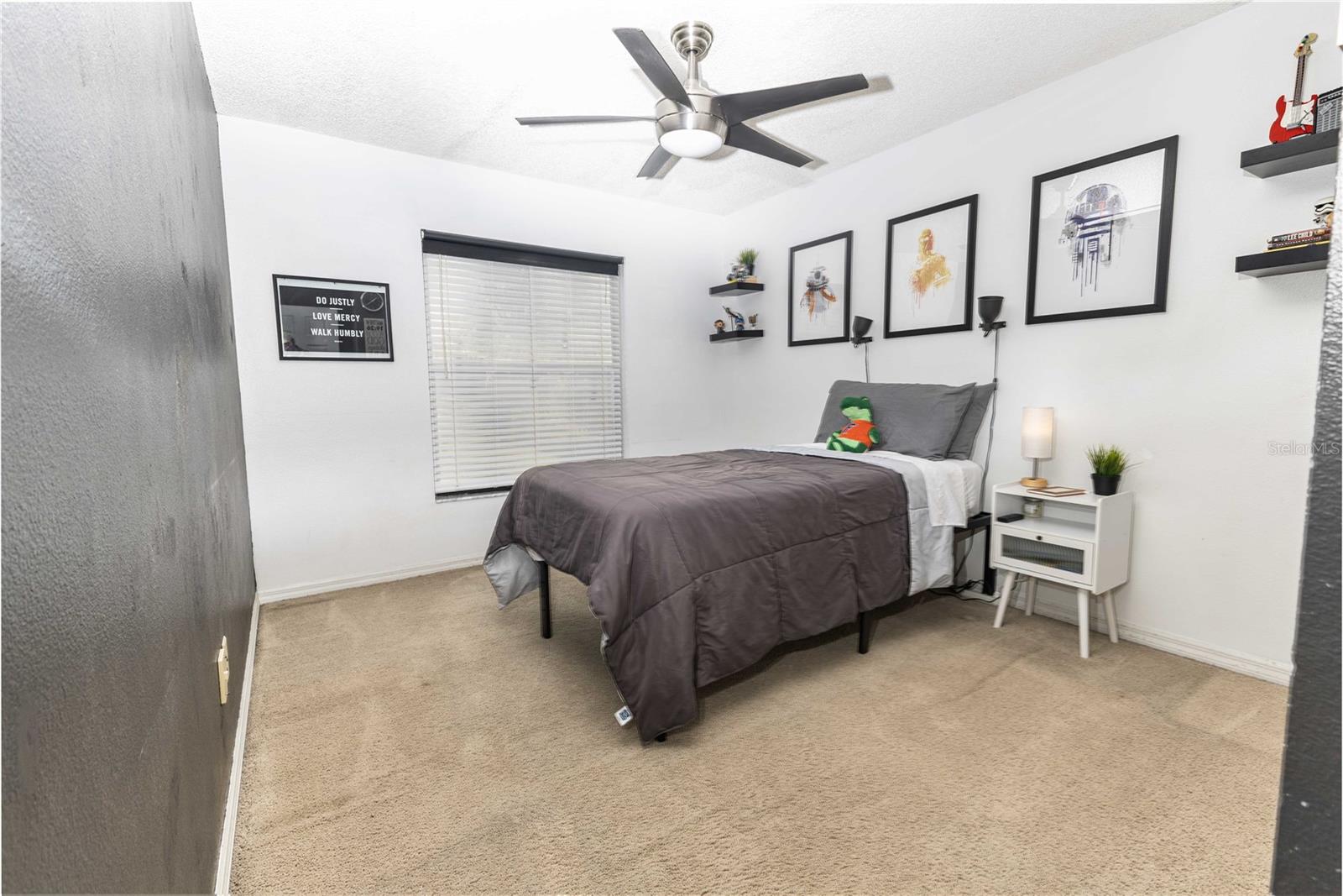 Image 18 of 33 For 12415 60th Terrace