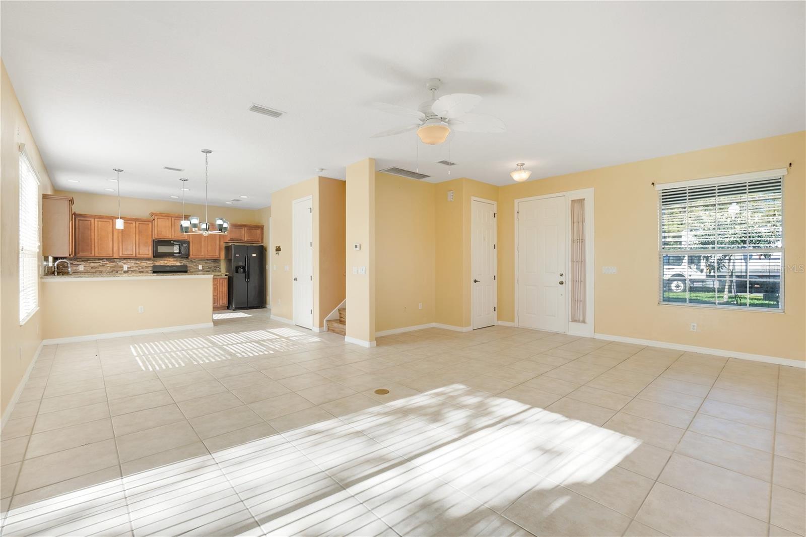 Image 10 of 20 For 413 Split Oak Court