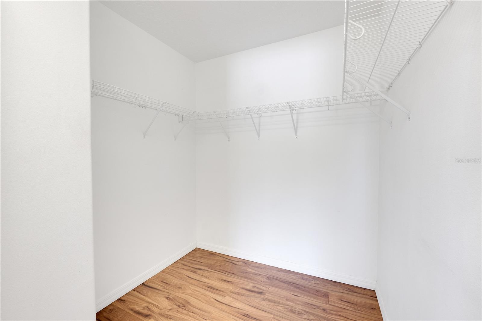 Image 20 of 20 For 413 Split Oak Court