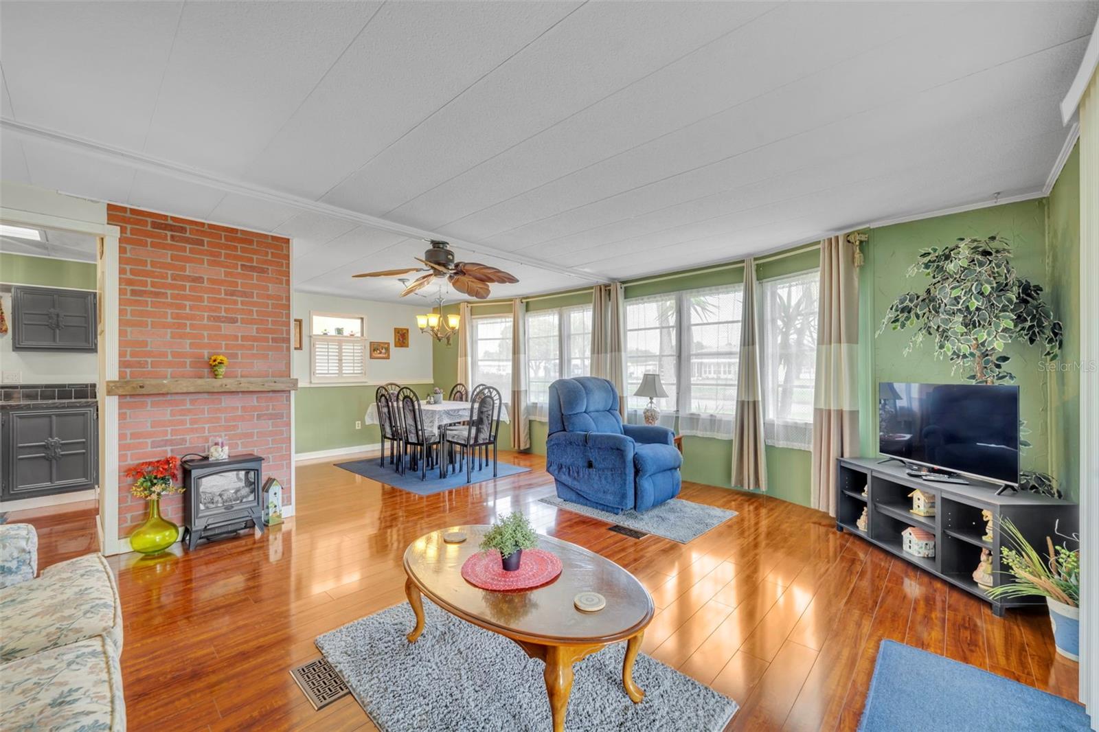 Image 12 of 48 For 104 Diamond Head Drive