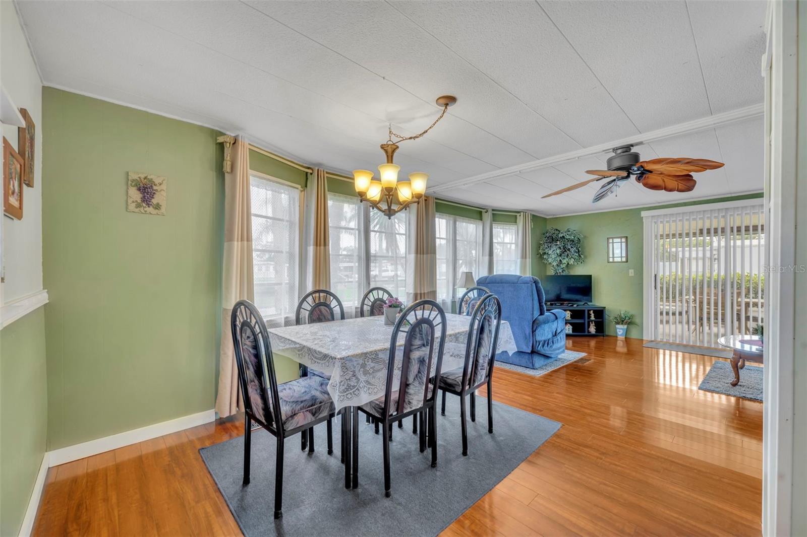 Image 4 of 48 For 104 Diamond Head Drive