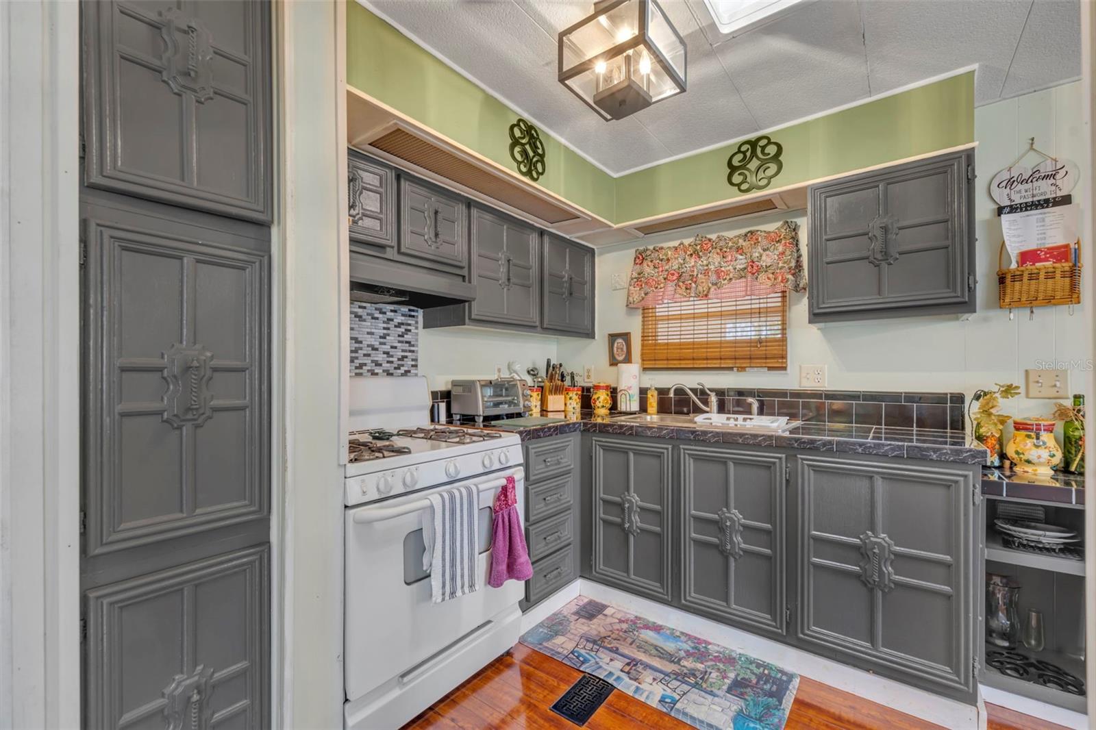 Image 7 of 48 For 104 Diamond Head Drive