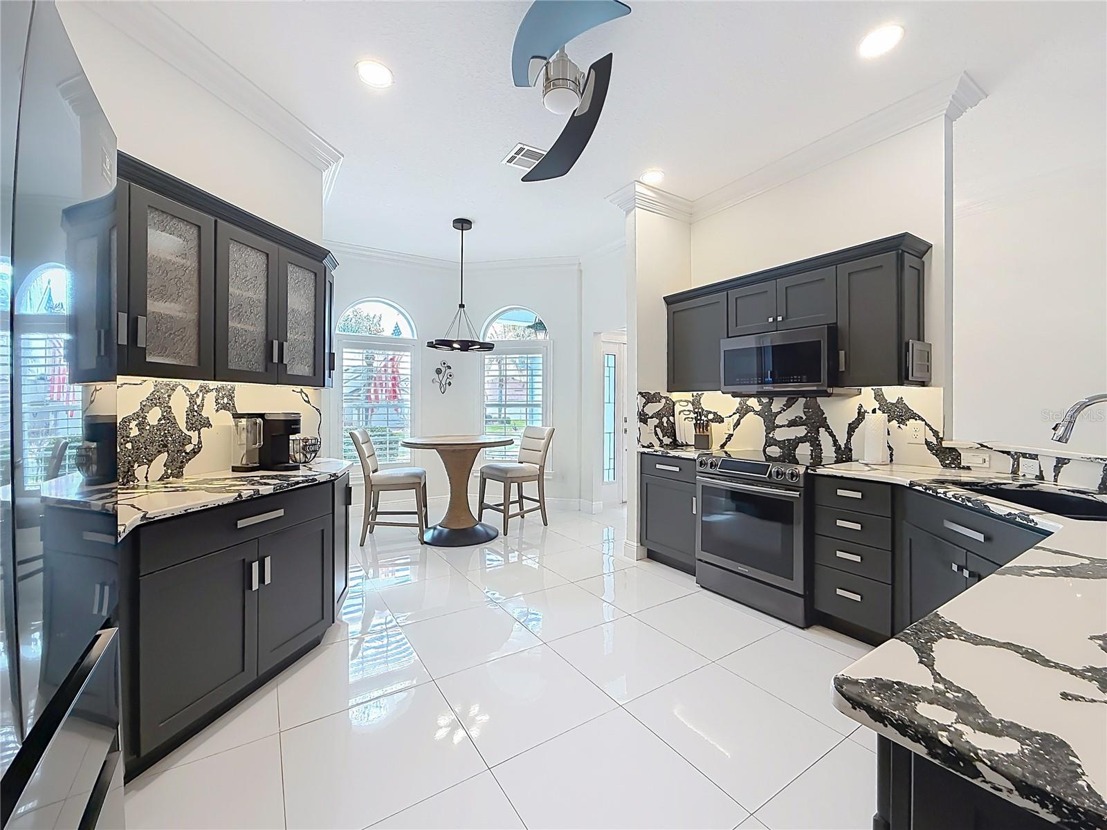 Image 11 of 43 For 2105 Zaragoza Place