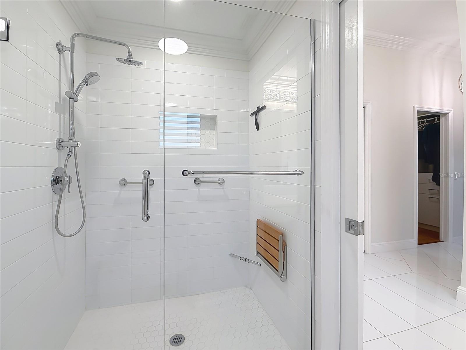 Image 28 of 43 For 2105 Zaragoza Place