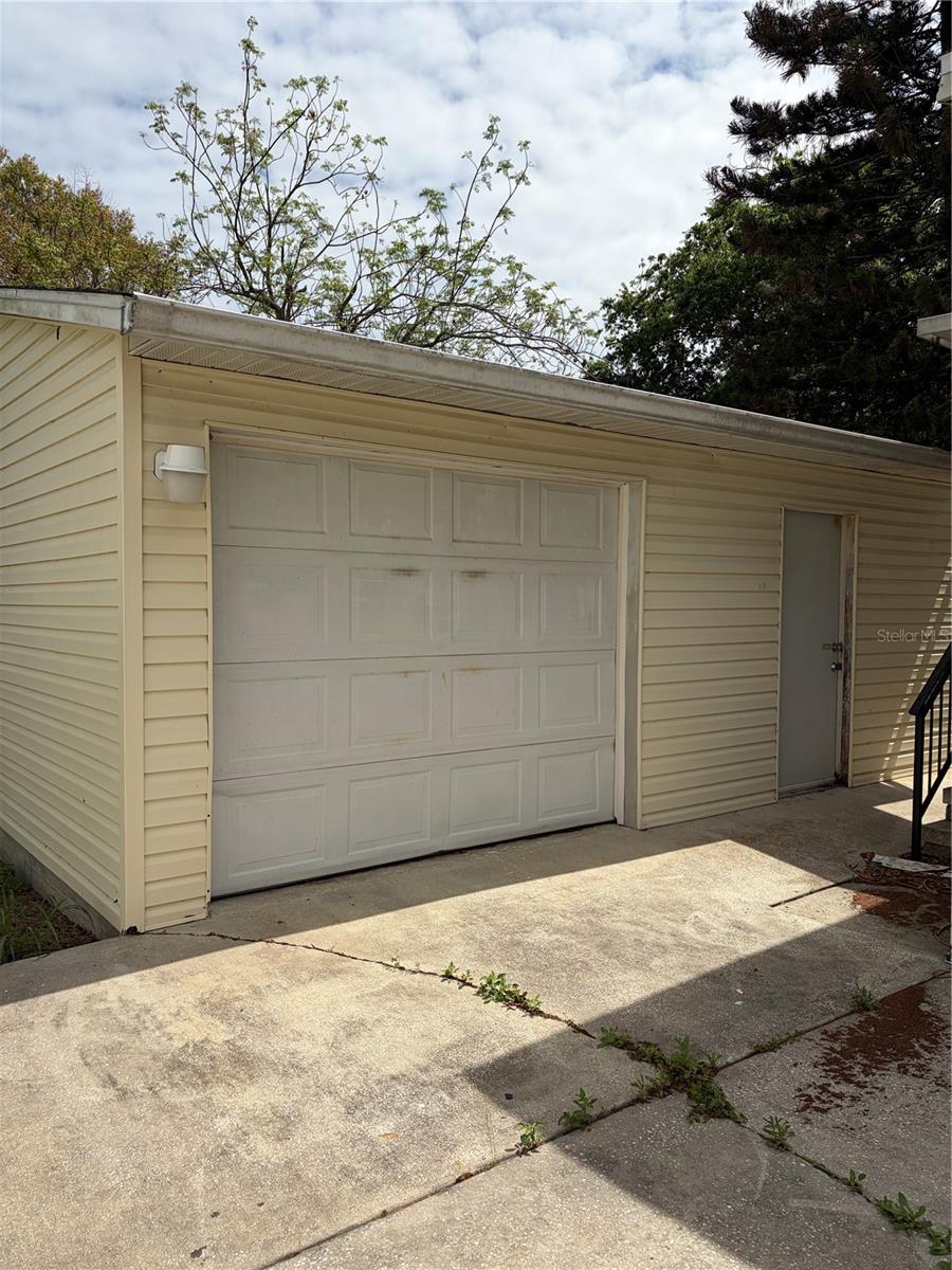 Image 2 of 16 For 17536 Eve Drive