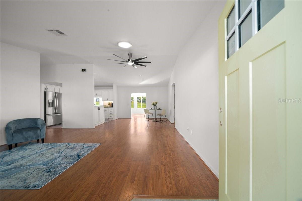 Image 18 of 59 For 936 Orchid Street