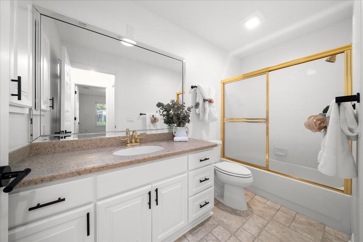 Image 46 of 59 For 936 Orchid Street