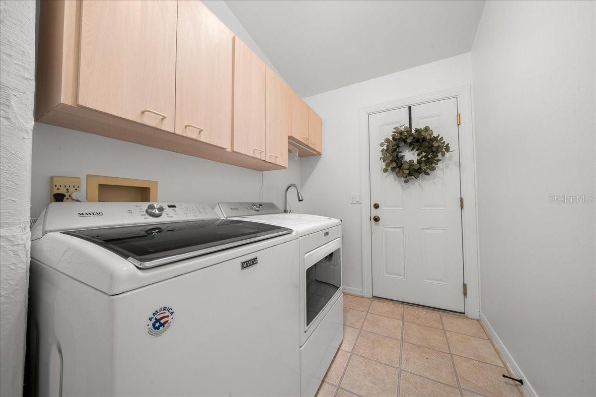 Image 48 of 59 For 936 Orchid Street