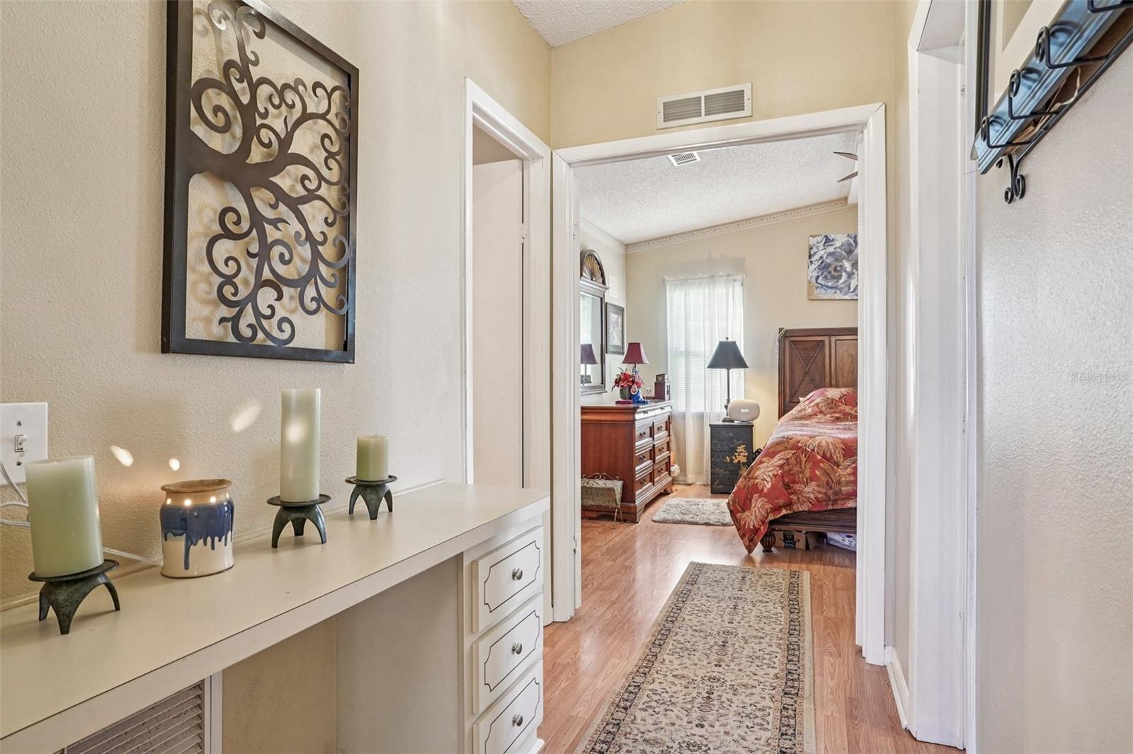 Image 20 of 35 For 510 Bonita Drive